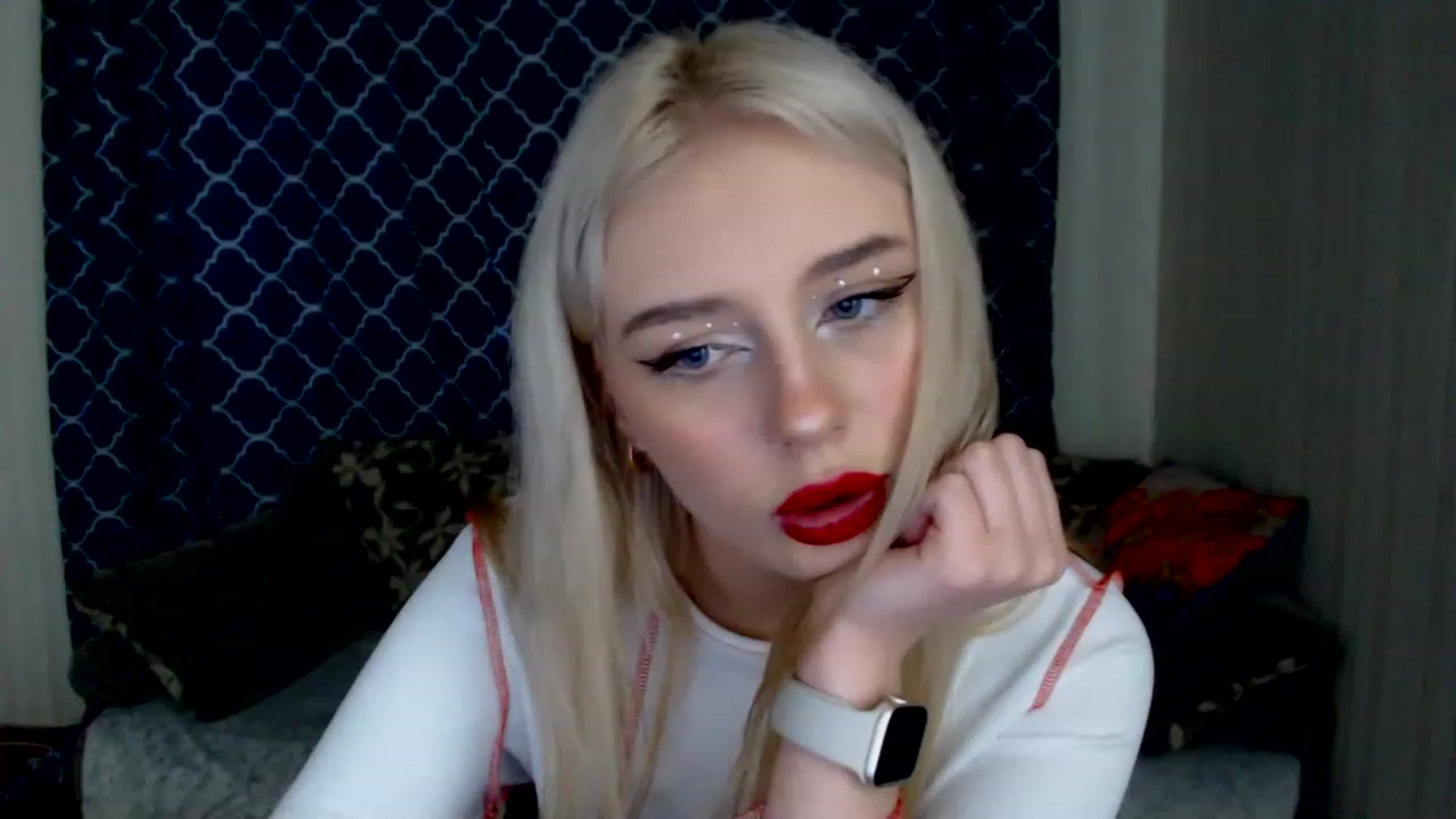 Gallery image thumbnail from Ririma_xo's myfreecams stream on, 03/13/2023, 16:23 image 1 of 20