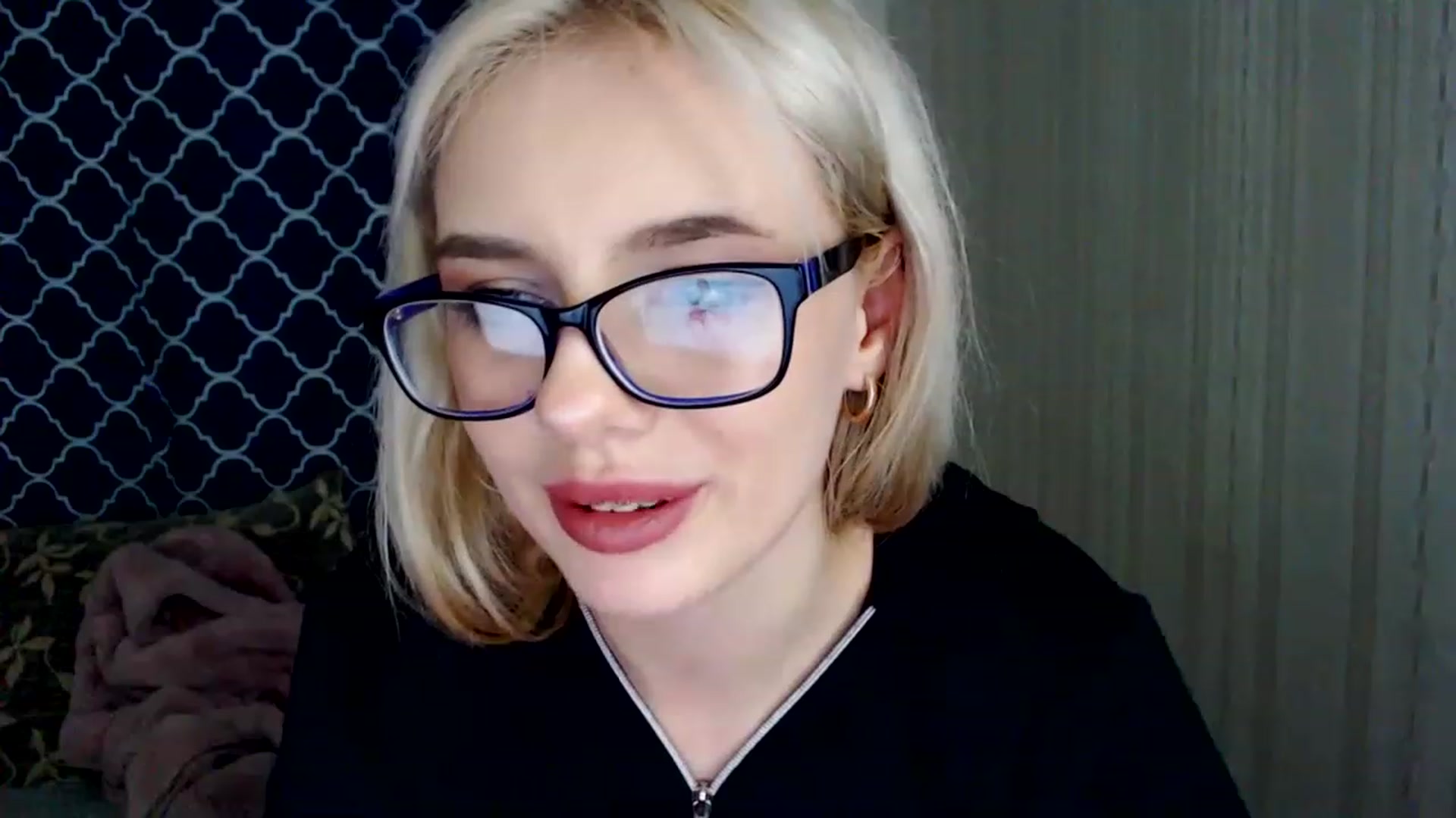 Gallery image thumbnail from Ririma_xo's myfreecams stream on, 04/09/2023, 15:42 image 17 of 20
