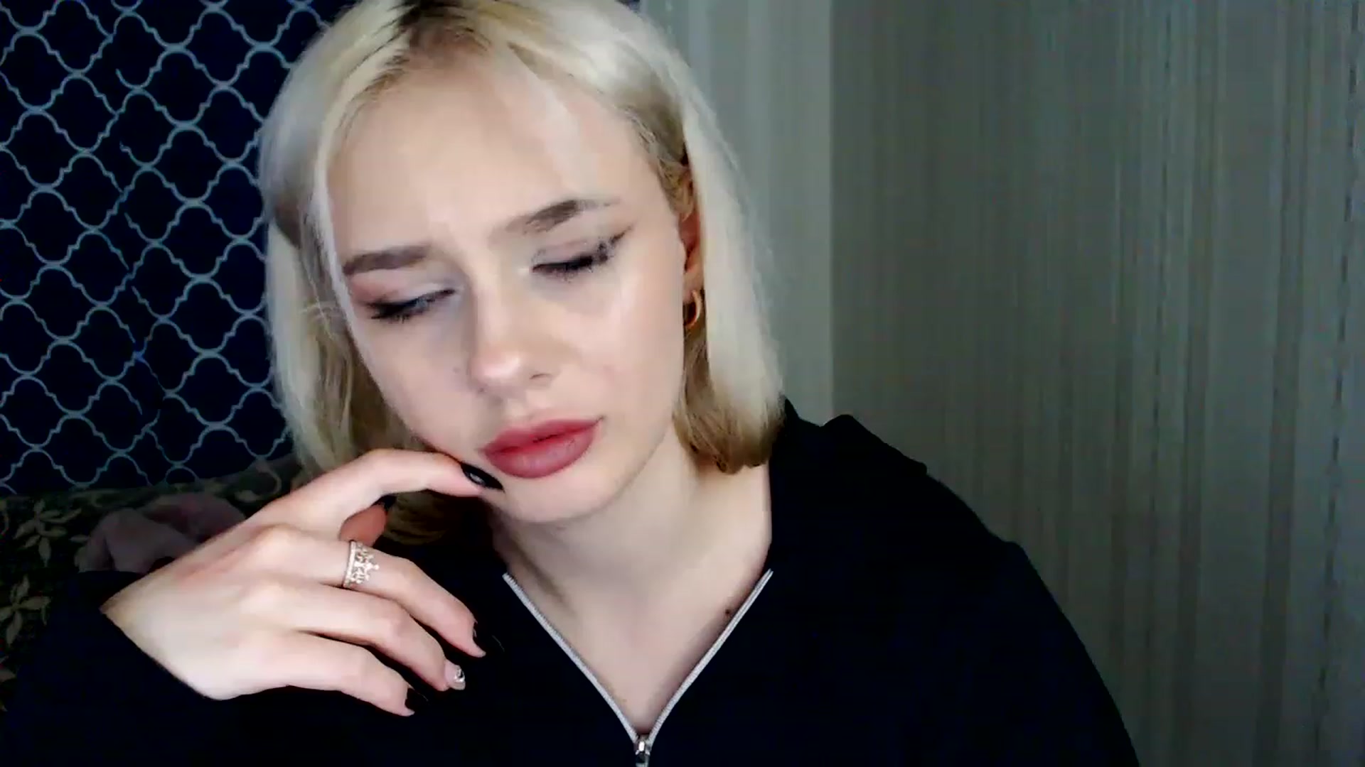 Gallery image thumbnail from Ririma_xo's myfreecams stream on, 04/09/2023, 15:42 image 12 of 20