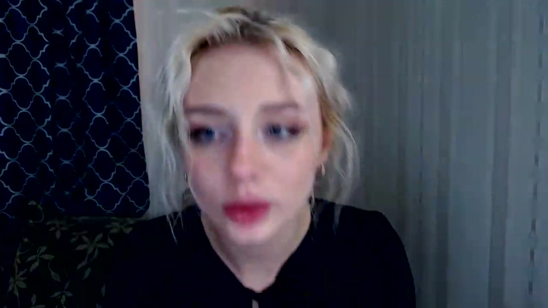 Gallery image thumbnail from Ririma_xo's myfreecams stream on, 04/19/2023, 12:10 image 6 of 20