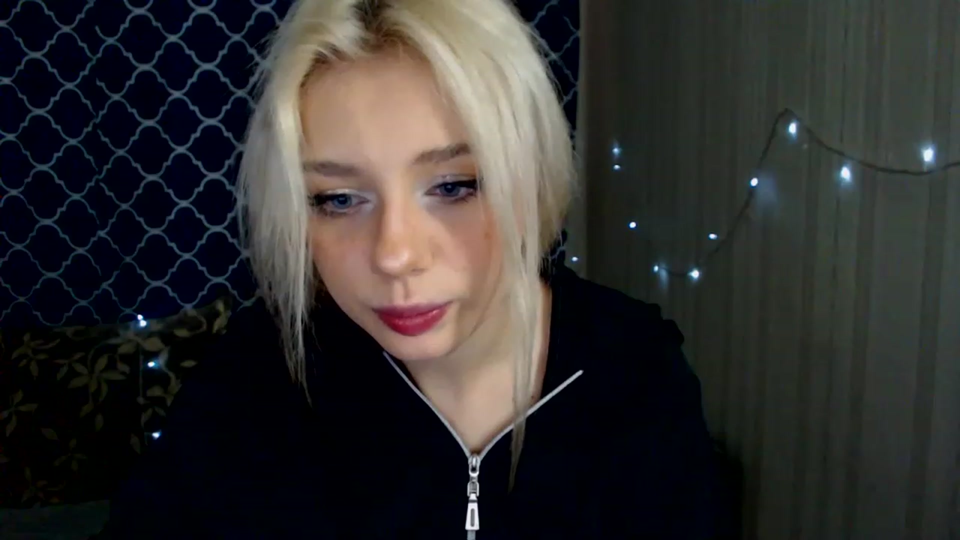 Gallery image thumbnail from Ririma_xo's myfreecams stream on, 04/22/2023, 09:16 image 2 of 20