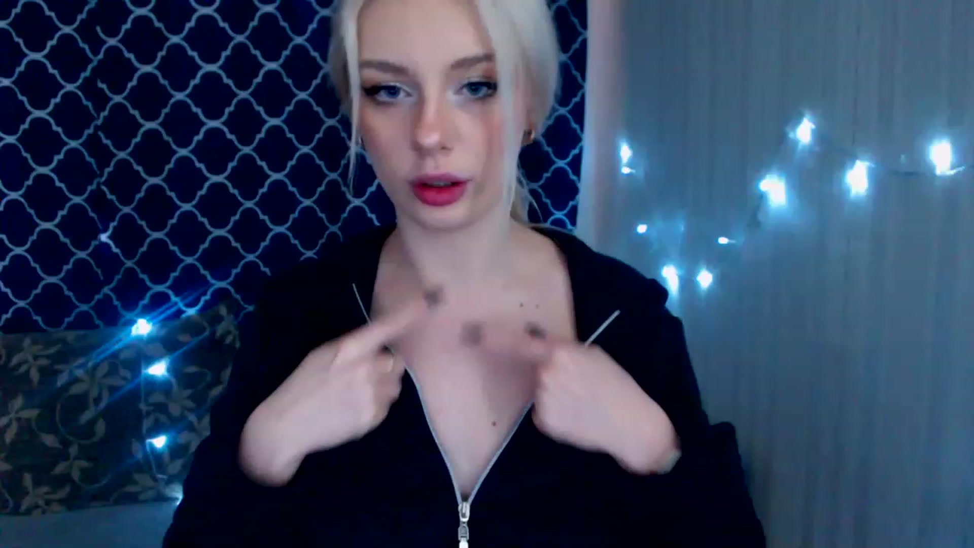 Gallery image thumbnail from Ririma_xo's myfreecams stream on, 04/22/2023, 09:16 image 12 of 20