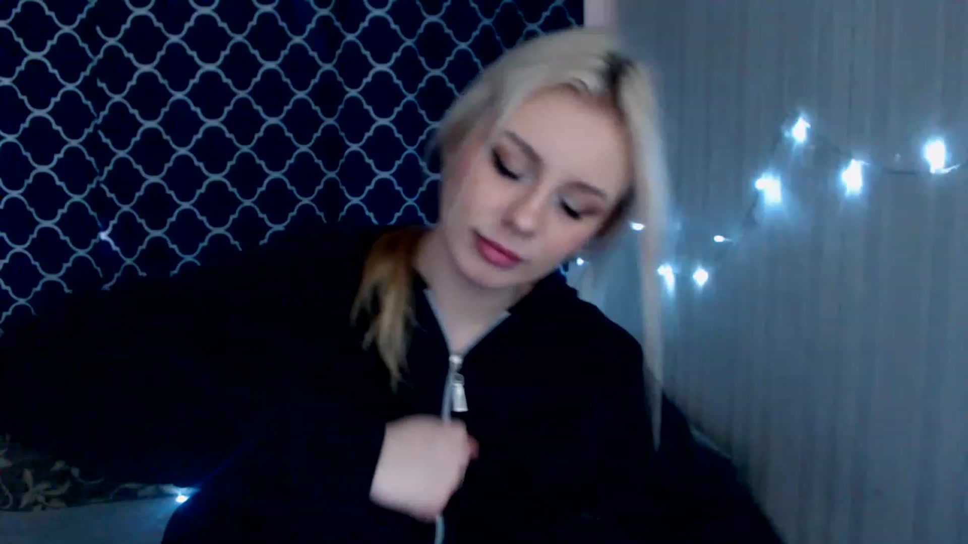 Gallery image thumbnail from Ririma_xo's myfreecams stream on, 04/22/2023, 09:16 image 20 of 20