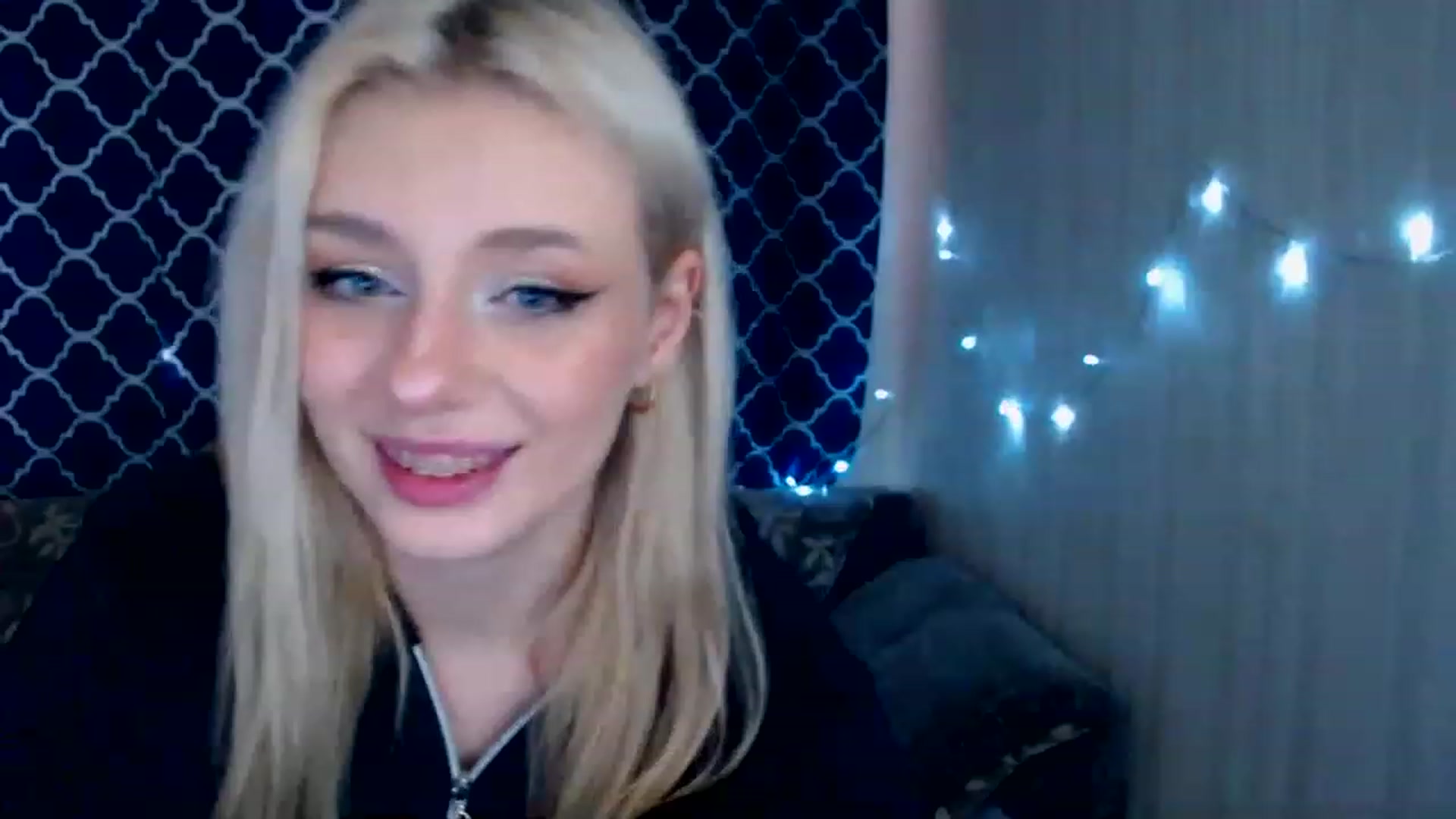 Gallery image thumbnail from Ririma_xo's myfreecams stream on, 04/22/2023, 10:15 image 10 of 20