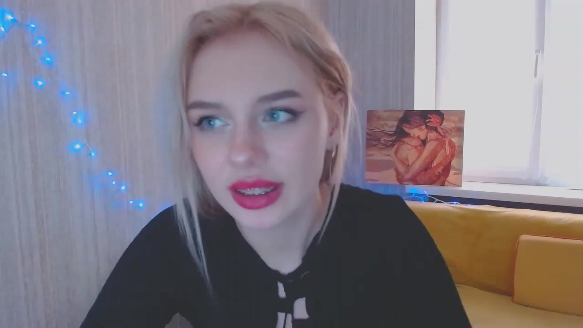 Gallery image thumbnail from Ririma_xo's myfreecams stream on, 05/04/2023, 12:14 image 20 of 20