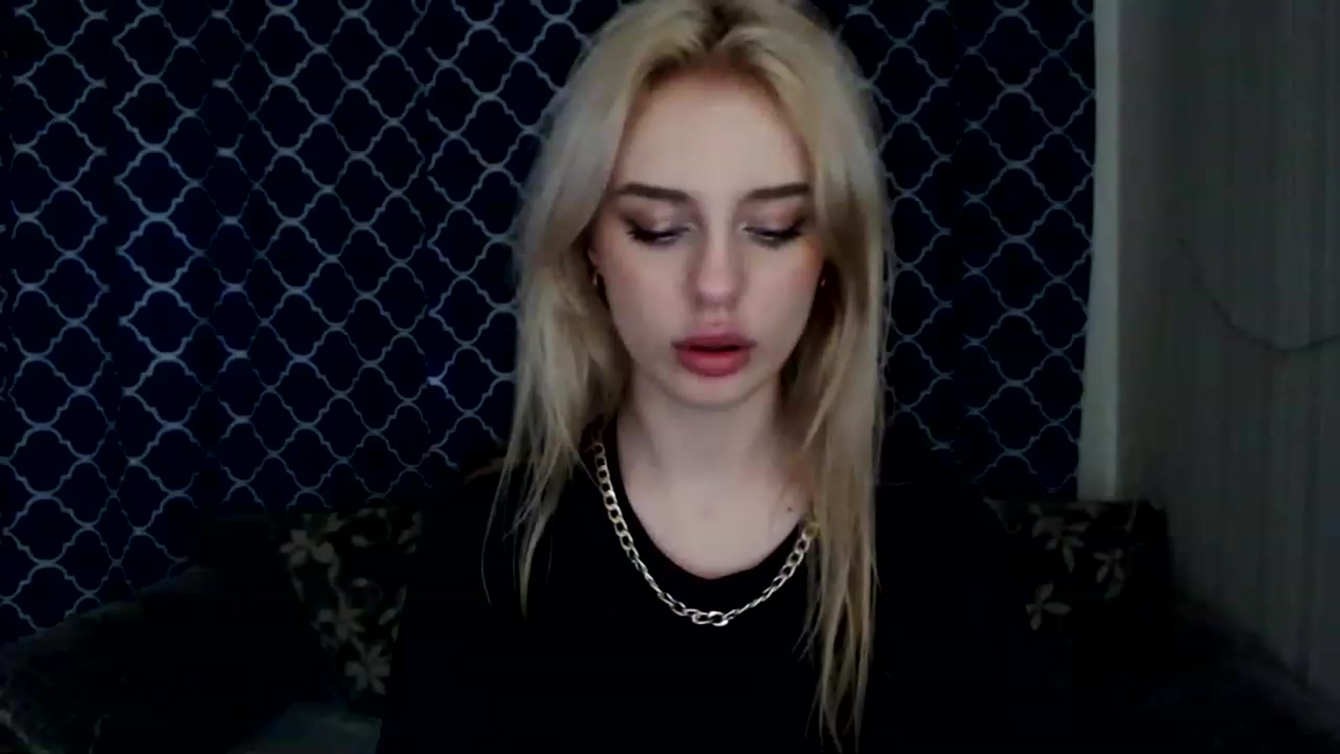 Gallery image thumbnail from Ririma_xo's myfreecams stream on, 05/23/2023, 16:00 image 20 of 20