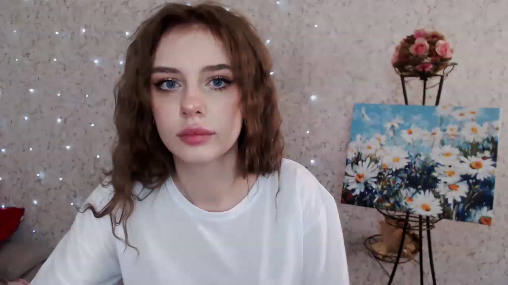 Gallery image thumbnail from Ririma_xo's myfreecams stream on, 06/05/2023, 09:47 image 9 of 20