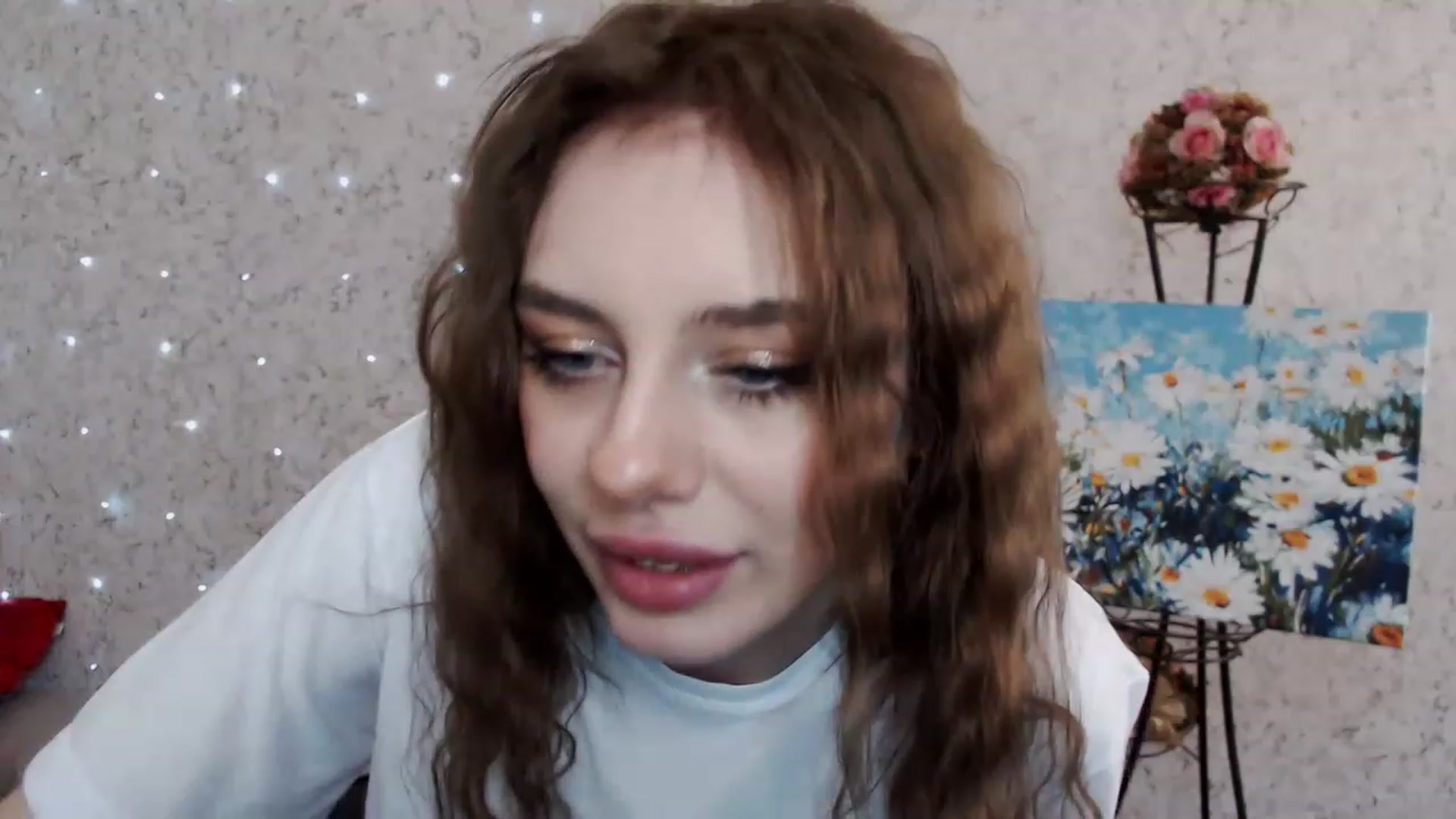 Gallery image thumbnail from Ririma_xo's myfreecams stream on, 06/05/2023, 09:47 image 15 of 20