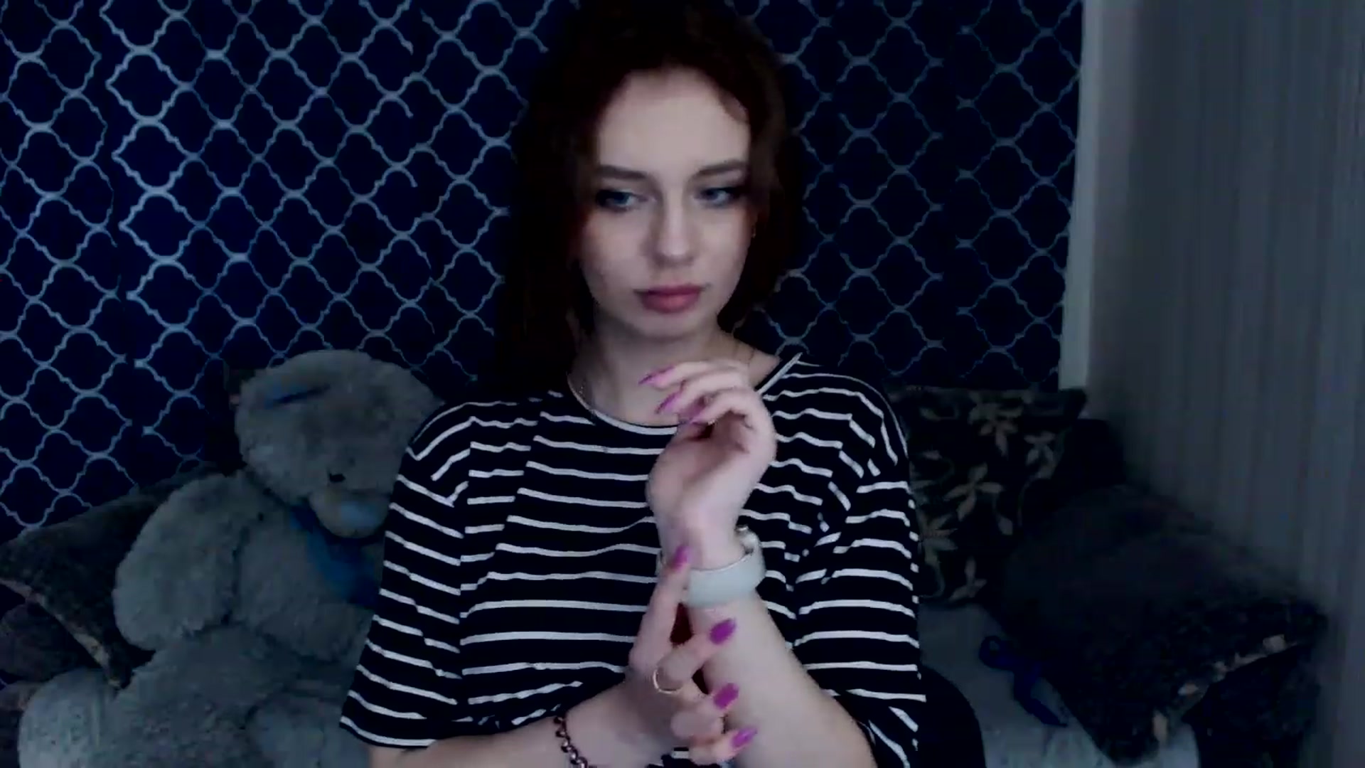Gallery image thumbnail from Ririma_xo's myfreecams stream on, 06/07/2023, 12:01 image 10 of 20