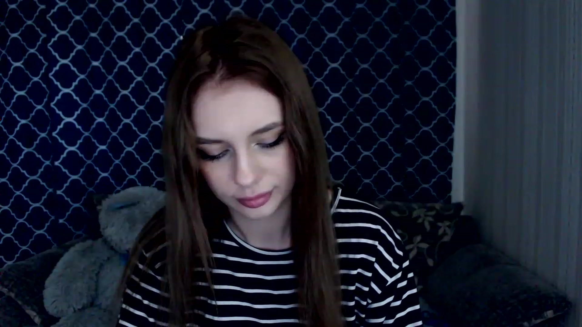 Gallery image thumbnail from Ririma_xo's myfreecams stream on, 06/07/2023, 12:01 image 17 of 20