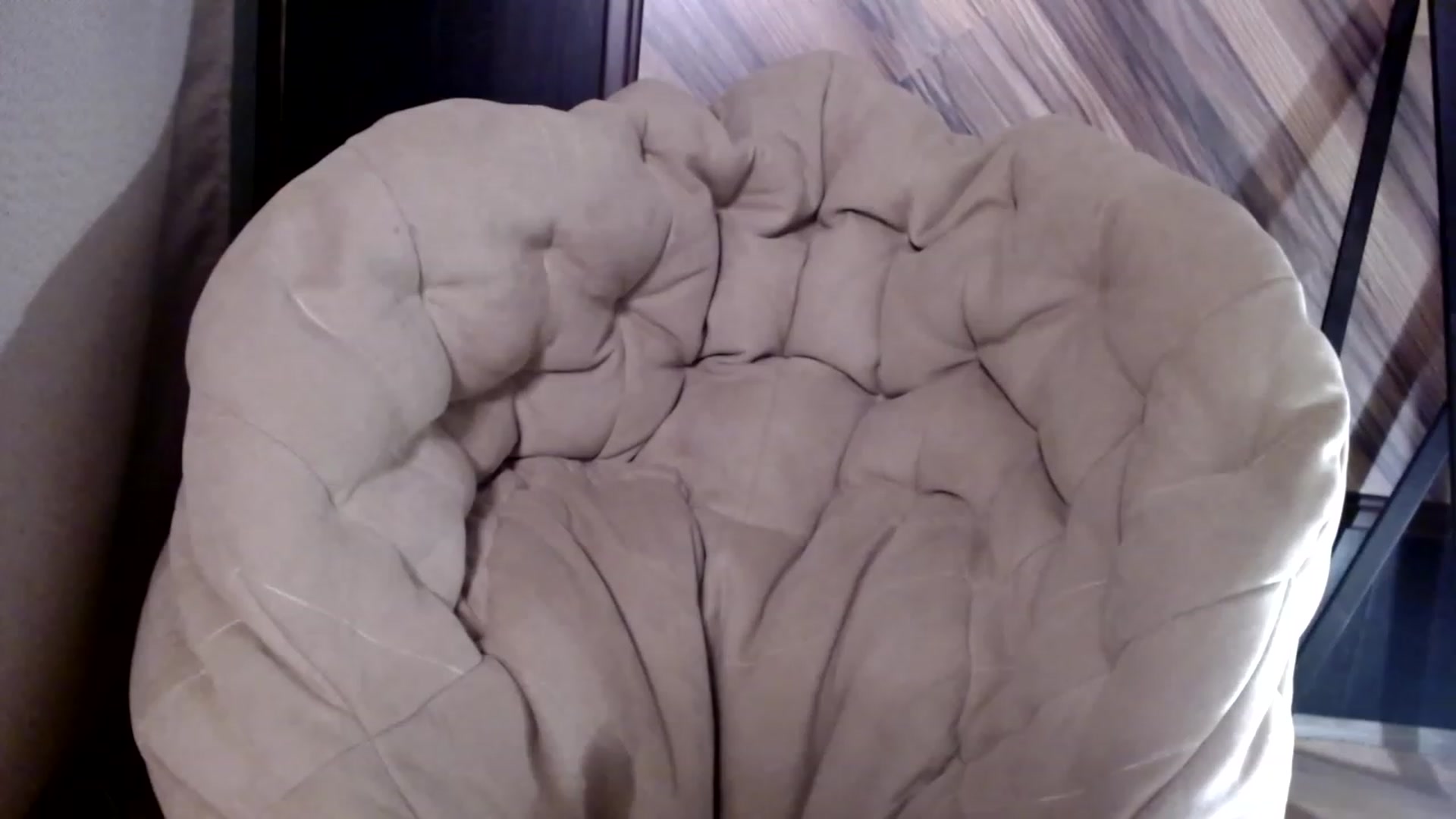 Gallery image thumbnail from RishaLi's myfreecams stream on, 11/18/2022, 21:00 image 7 of 20