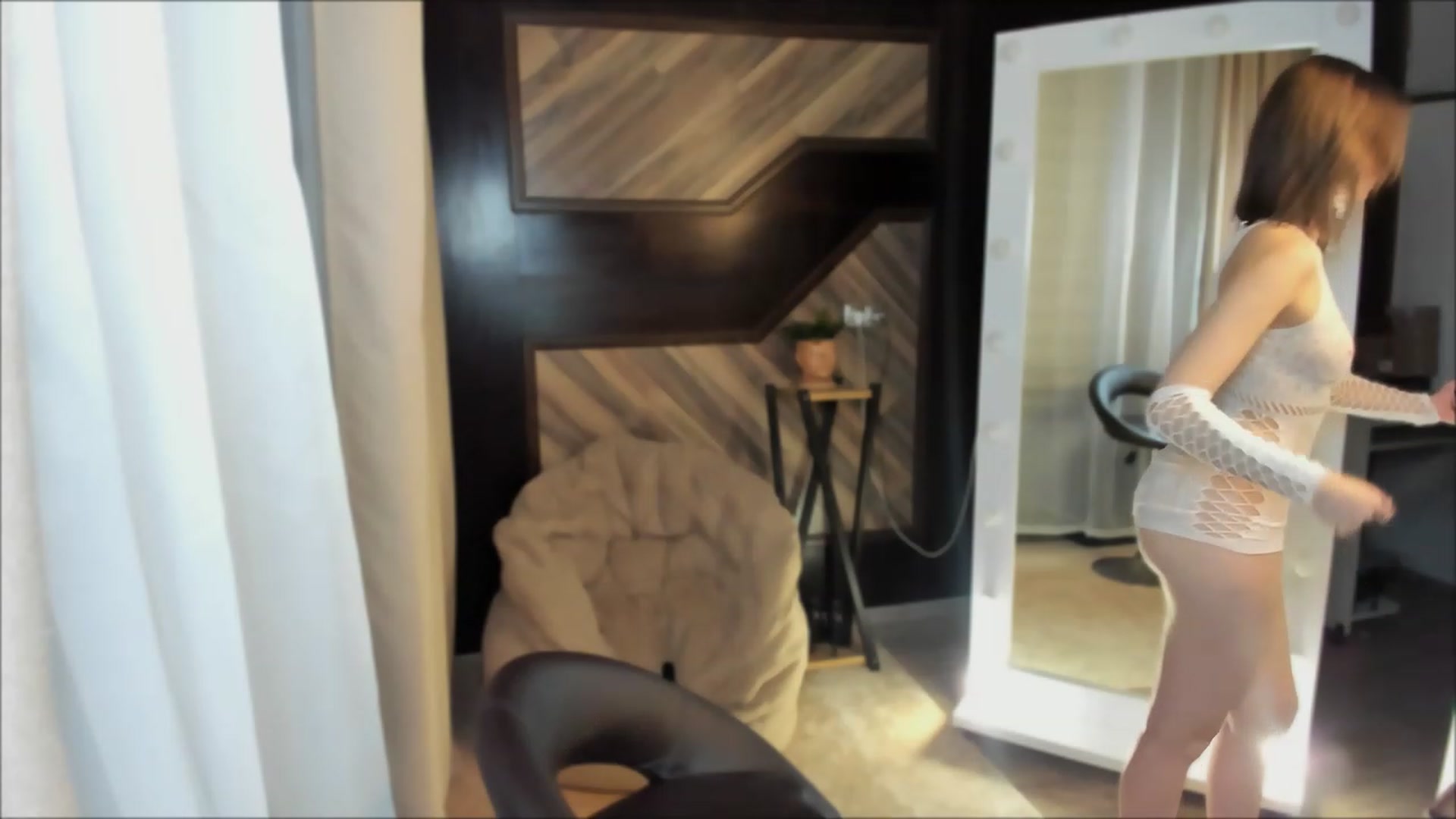 Gallery image thumbnail from RishaLi's myfreecams stream on, 12/06/2022, 19:42 image 20 of 20
