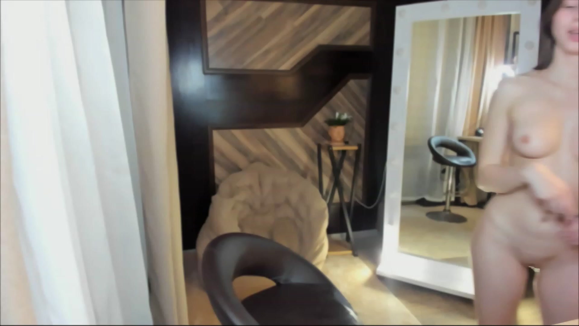 Gallery image thumbnail from RishaLi's myfreecams stream on, 12/07/2022, 15:07 image 19 of 20