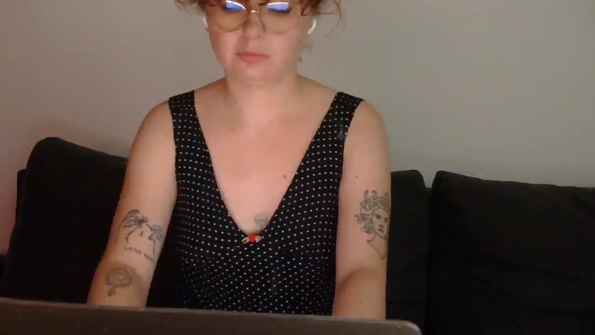 Gallery image thumbnail from RiskyIvy's myfreecams stream on, 09/10/2025, 16:24 image 5 of 20