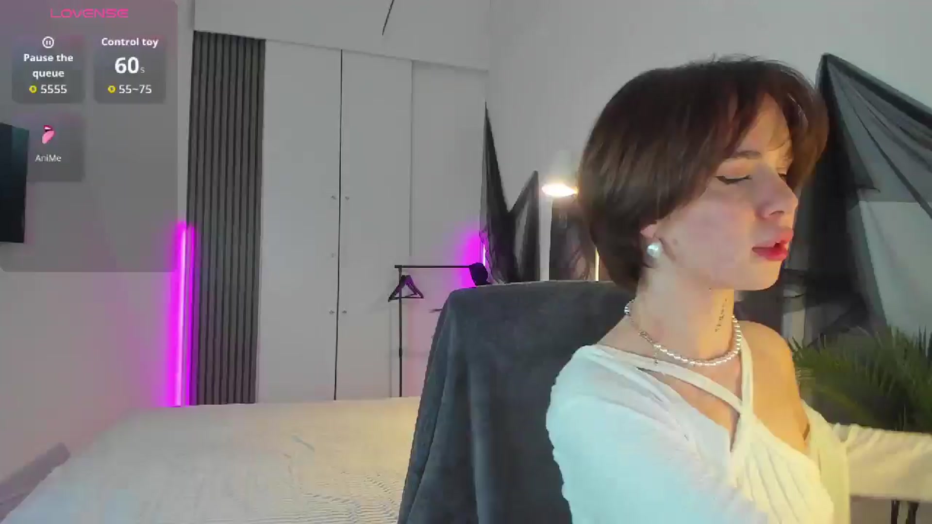 Gallery image thumbnail from RisoSweet's myfreecams stream on, 03/09/2026, 24:35 image 12 of 20