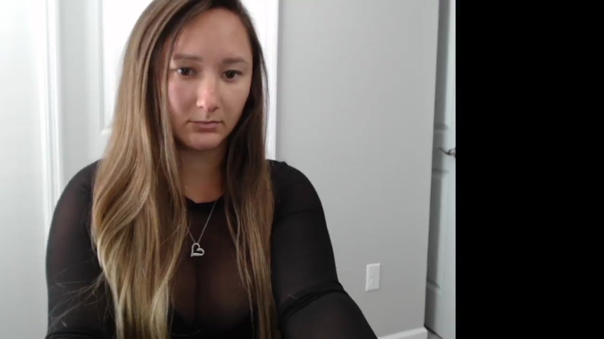 Gallery image thumbnail from RissXO's myfreecams stream on, 08/24/2023, 16:54 image 5 of 20