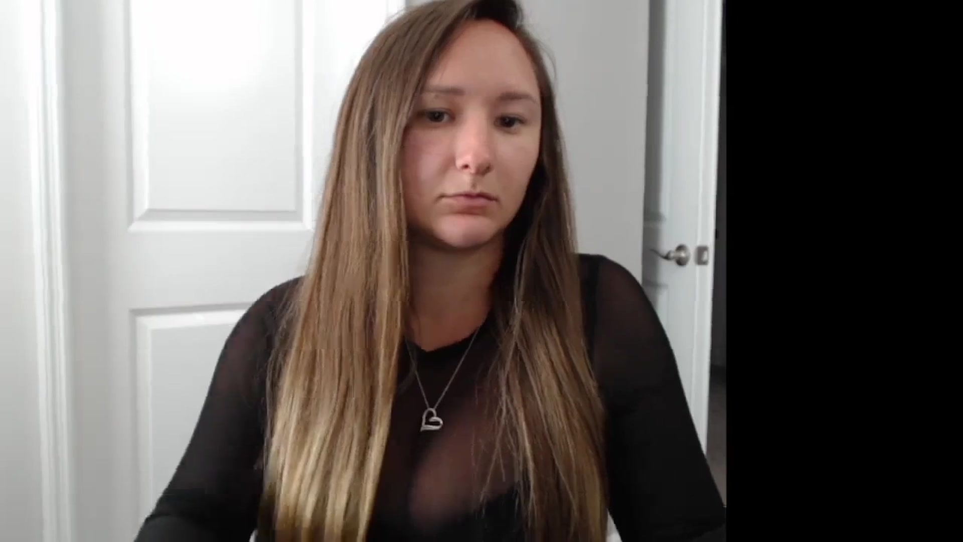 Gallery image thumbnail from RissXO's myfreecams stream on, 08/24/2023, 16:54 image 2 of 20