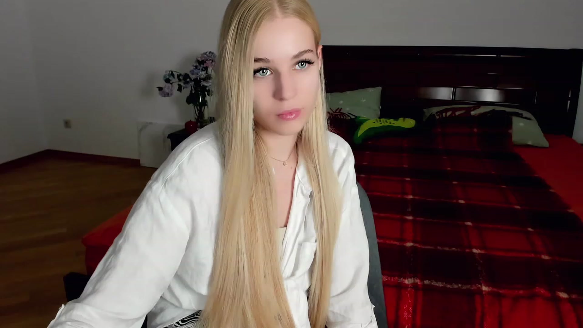 Gallery image thumbnail from RitaPretty's myfreecams stream on, 07/08/2023, 11:07 image 4 of 20