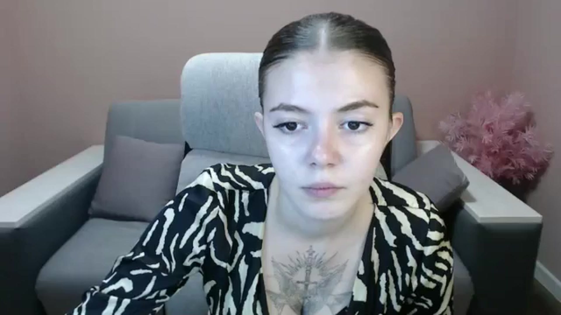 Gallery image thumbnail from Ritaneer's myfreecams stream on, 08/13/2024, 08:49 image 18 of 20