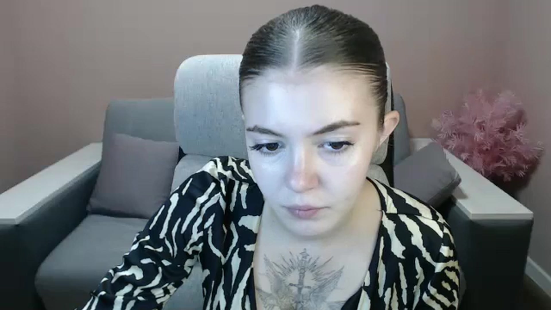 Gallery image thumbnail from Ritaneer's myfreecams stream on, 08/13/2024, 08:49 image 15 of 20