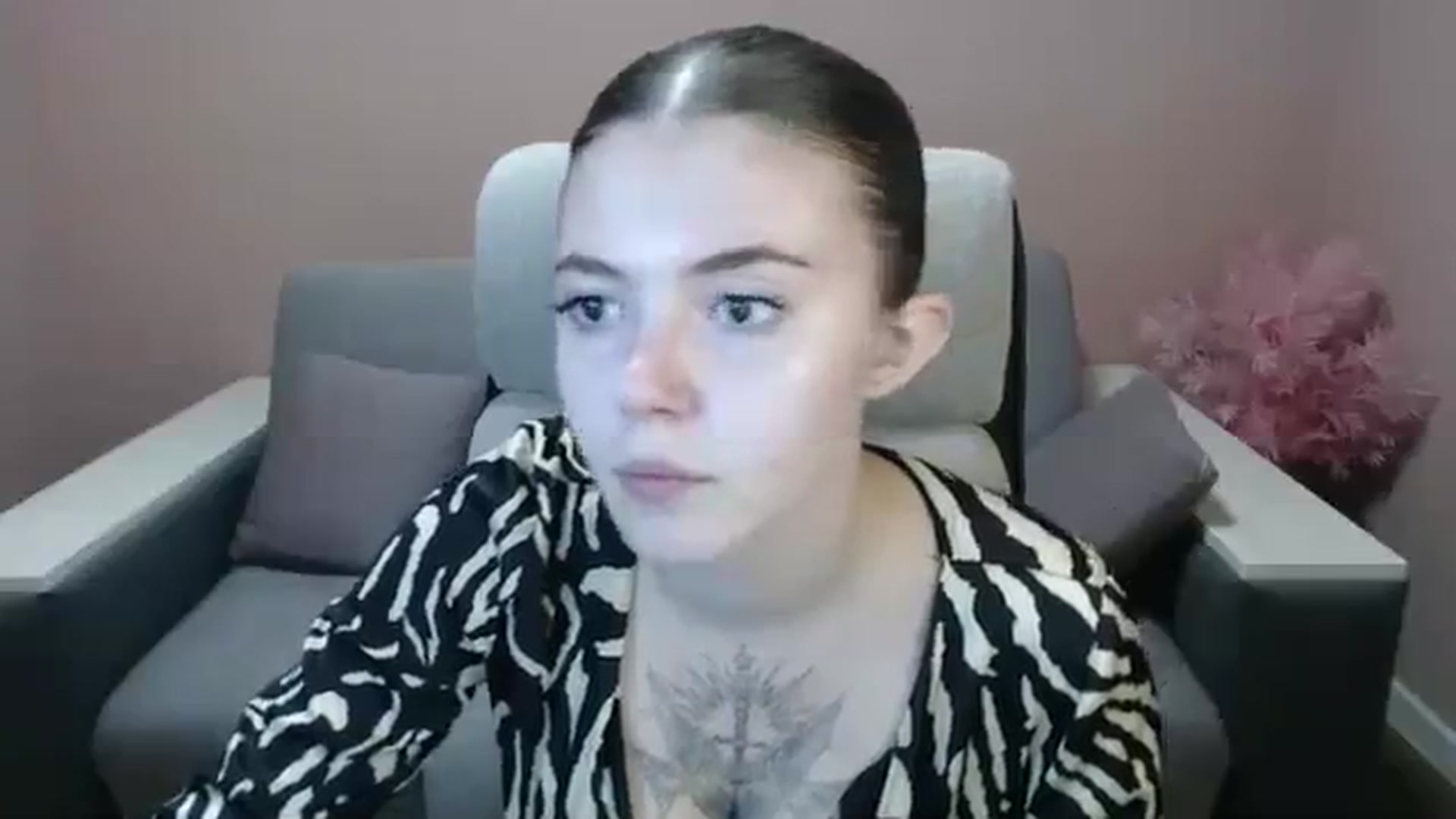 Gallery image thumbnail from Ritaneer's myfreecams stream on, 08/13/2024, 08:49 image 16 of 20