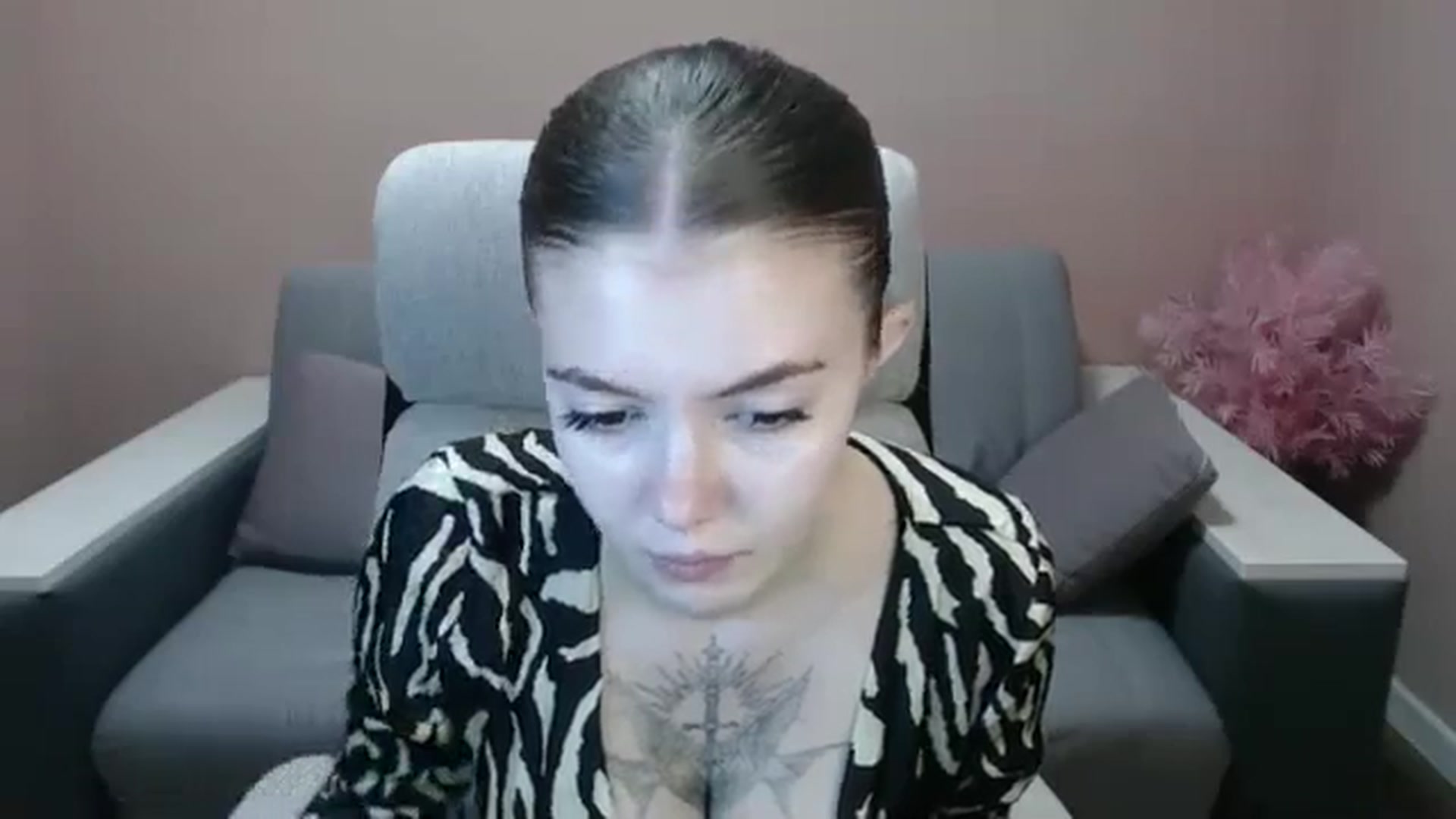 Gallery image thumbnail from Ritaneer's myfreecams stream on, 08/13/2024, 08:49 image 5 of 20
