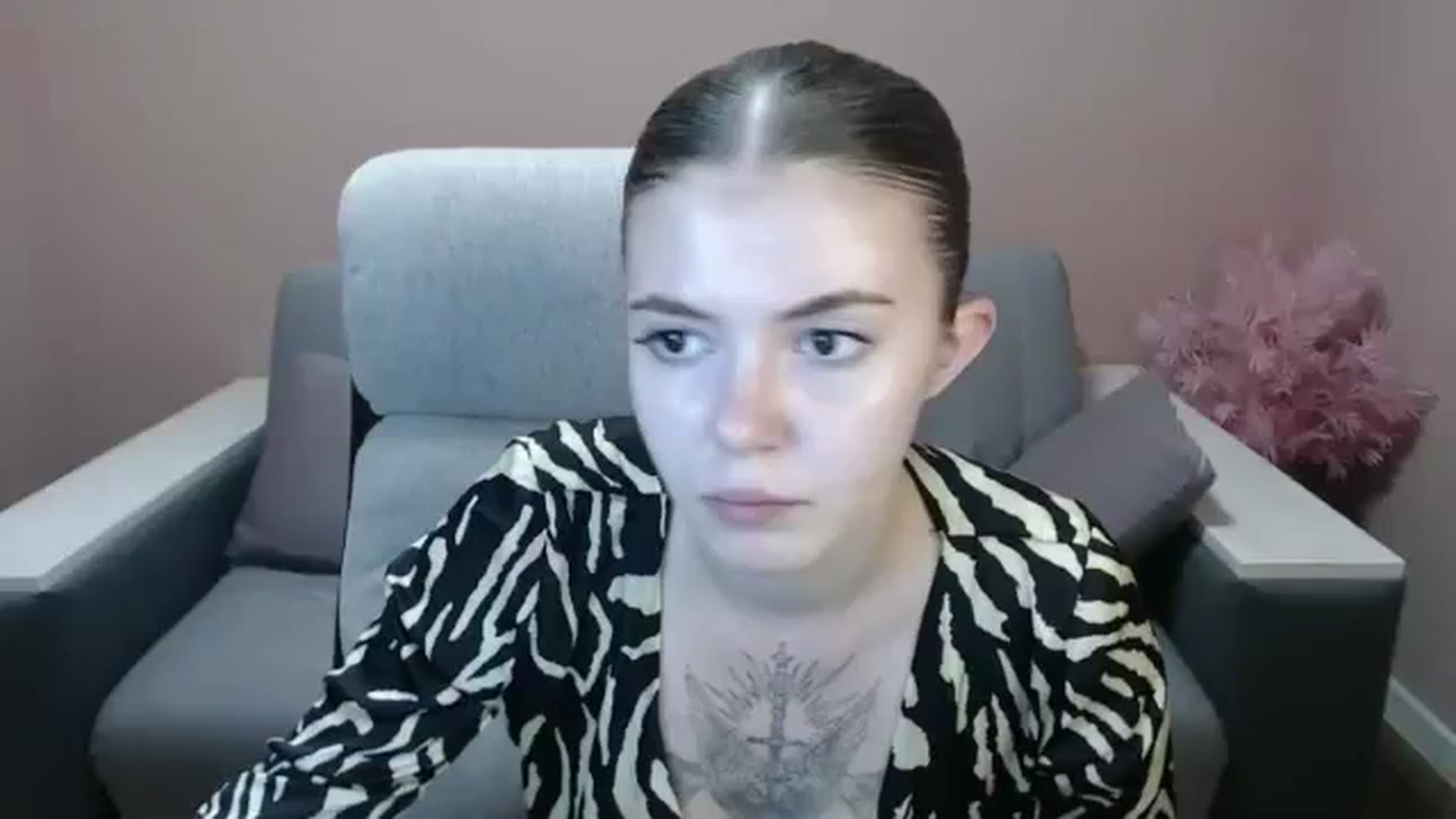 Gallery image thumbnail from Ritaneer's myfreecams stream on, 08/13/2024, 11:15 image 4 of 20
