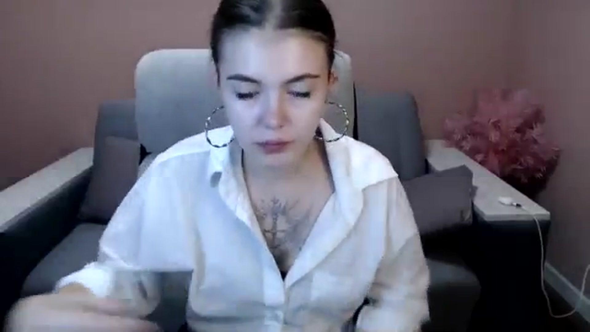 Gallery image thumbnail from Ritaneer's myfreecams stream on, 08/17/2024, 11:21 image 19 of 20