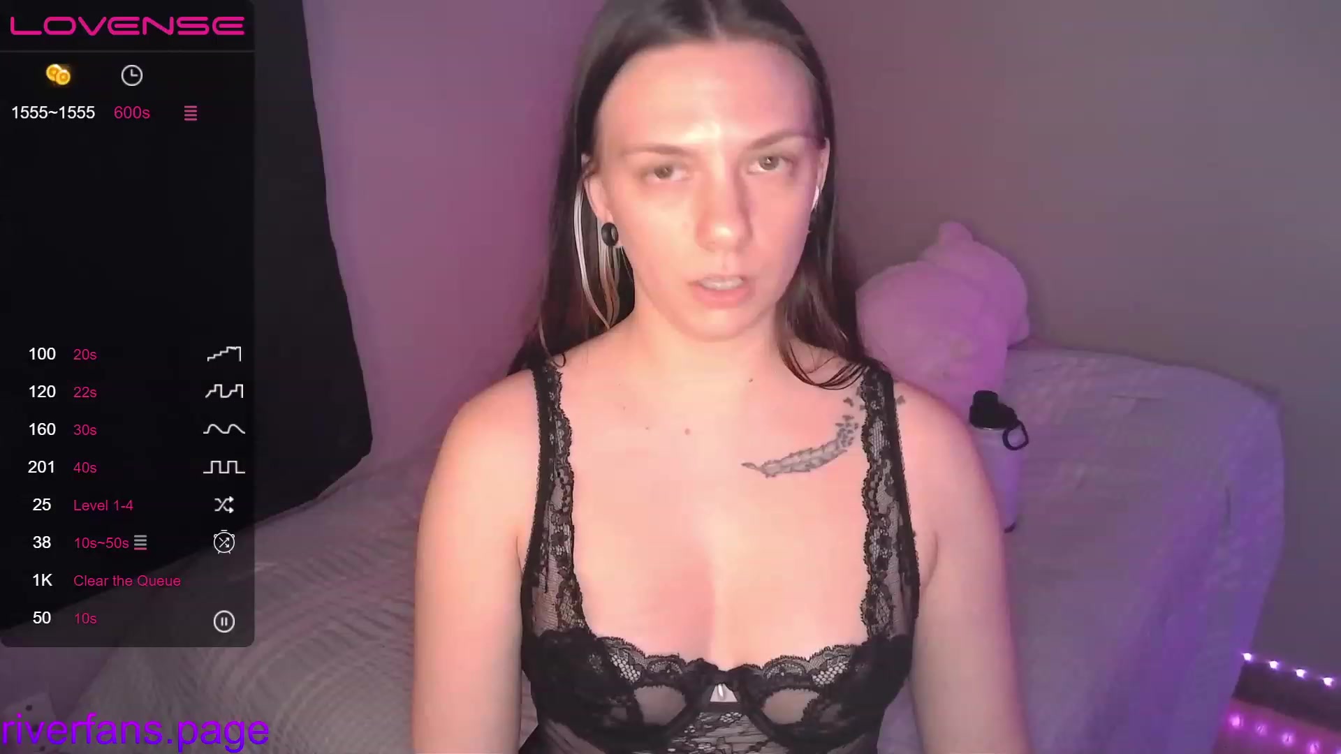 Gallery image thumbnail from RiverMoonx's myfreecams stream on, 03/03/2023, 03:39 image 2 of 20