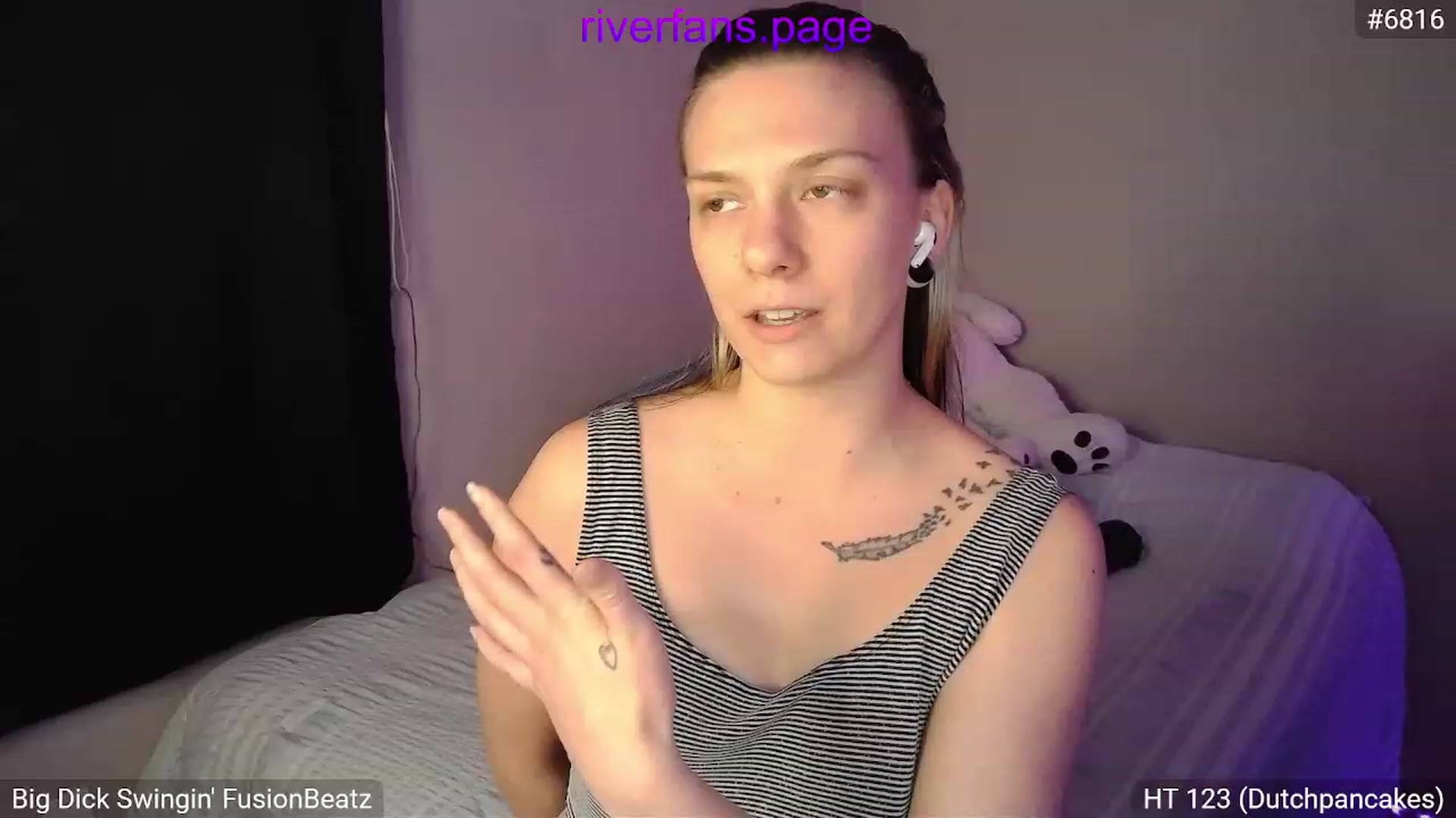 Gallery image thumbnail from RiverMoonx's myfreecams stream on, 03/10/2023, 03:39 image 19 of 20