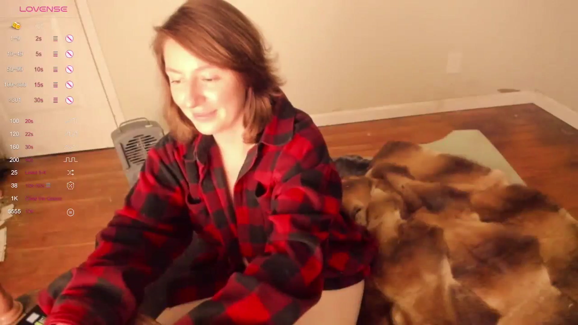 Gallery image thumbnail from RiverRama's myfreecams stream on, 10/16/2023, 10:11 image 17 of 20