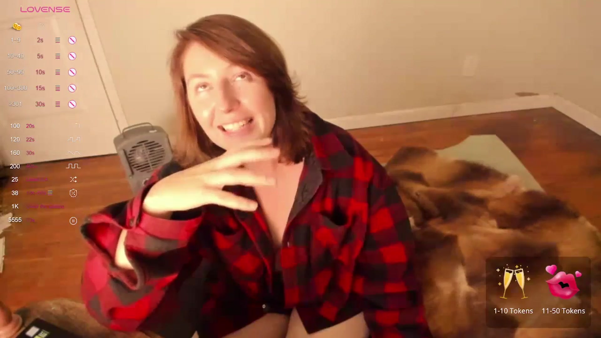 Gallery image thumbnail from RiverRama's myfreecams stream on, 10/16/2023, 10:11 image 7 of 20