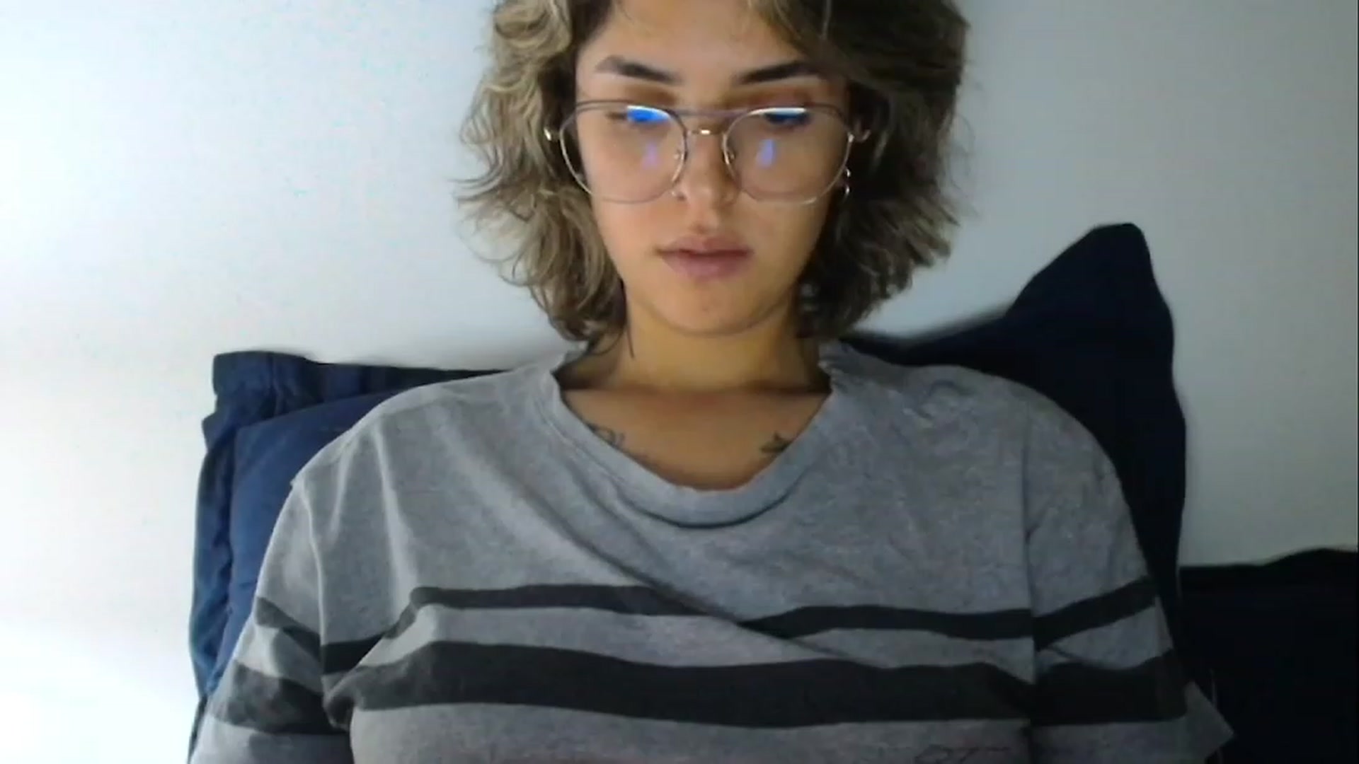 Gallery image thumbnail from RiversideCA's myfreecams stream on, 02/12/2024, 04:38 image 1 of 20