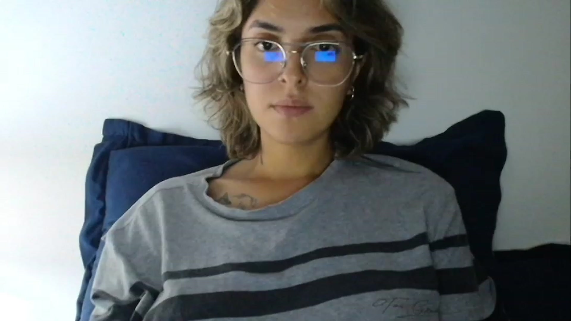 Gallery image thumbnail from RiversideCA's myfreecams stream on, 02/12/2024, 04:38 image 13 of 20