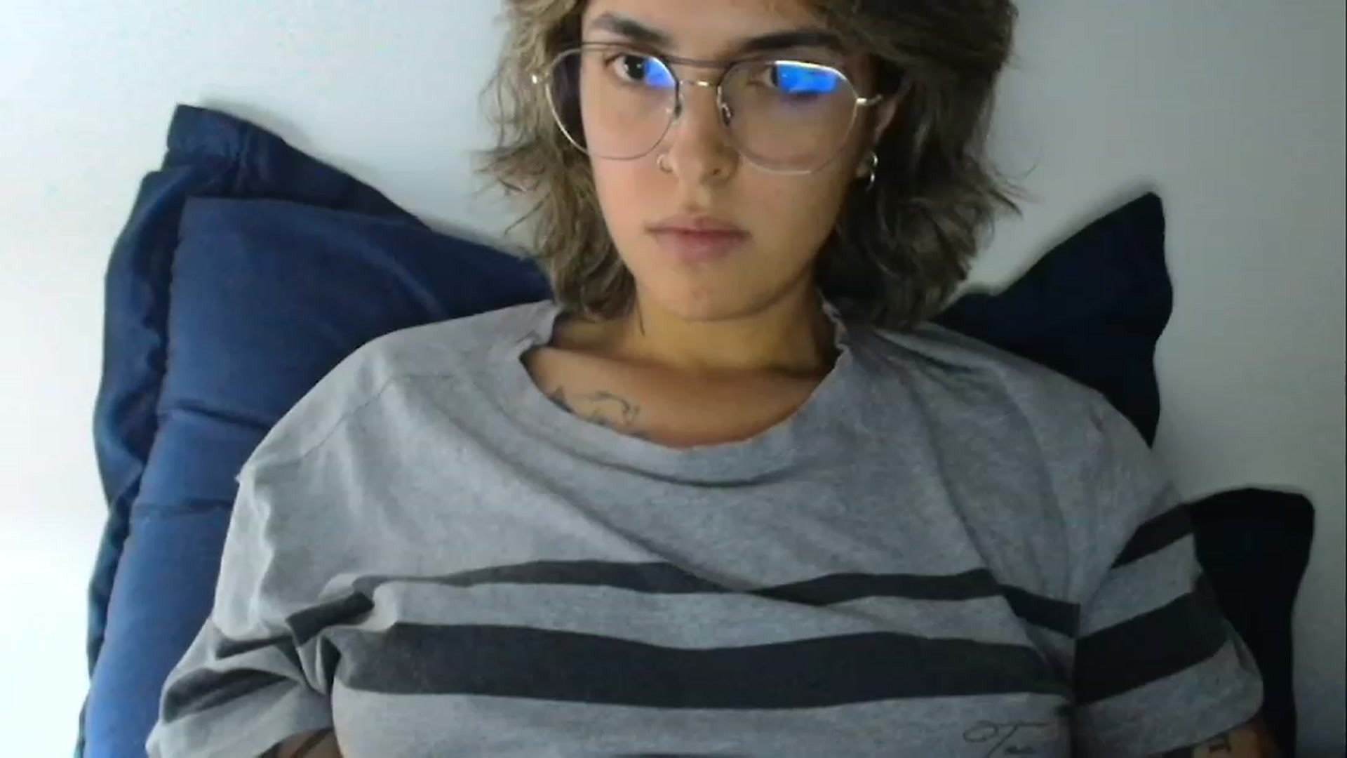 Gallery image thumbnail from RiversideCA's myfreecams stream on, 02/12/2024, 04:38 image 18 of 20