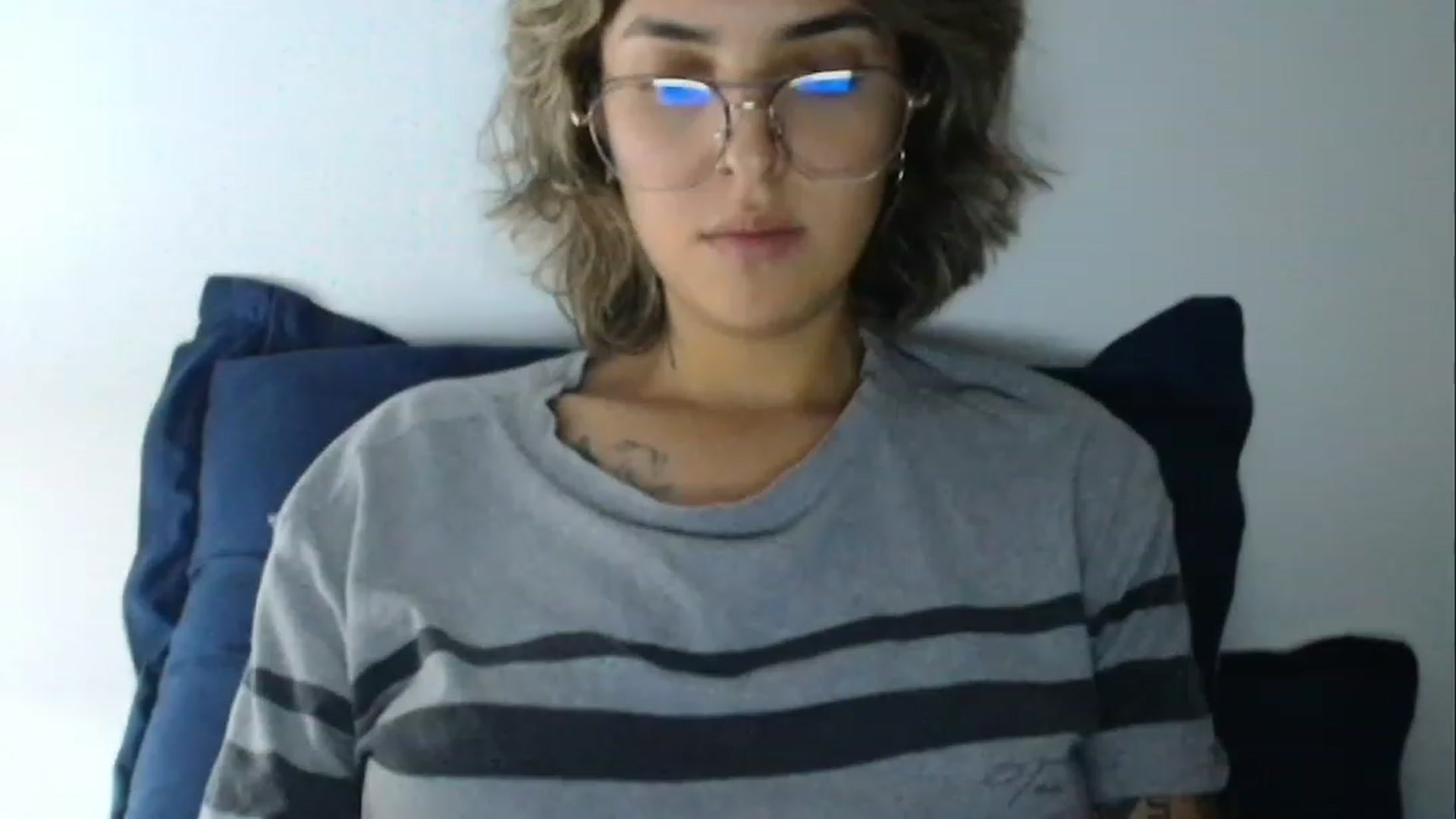 Gallery image thumbnail from RiversideCA's myfreecams stream on, 02/12/2024, 04:38 image 11 of 20