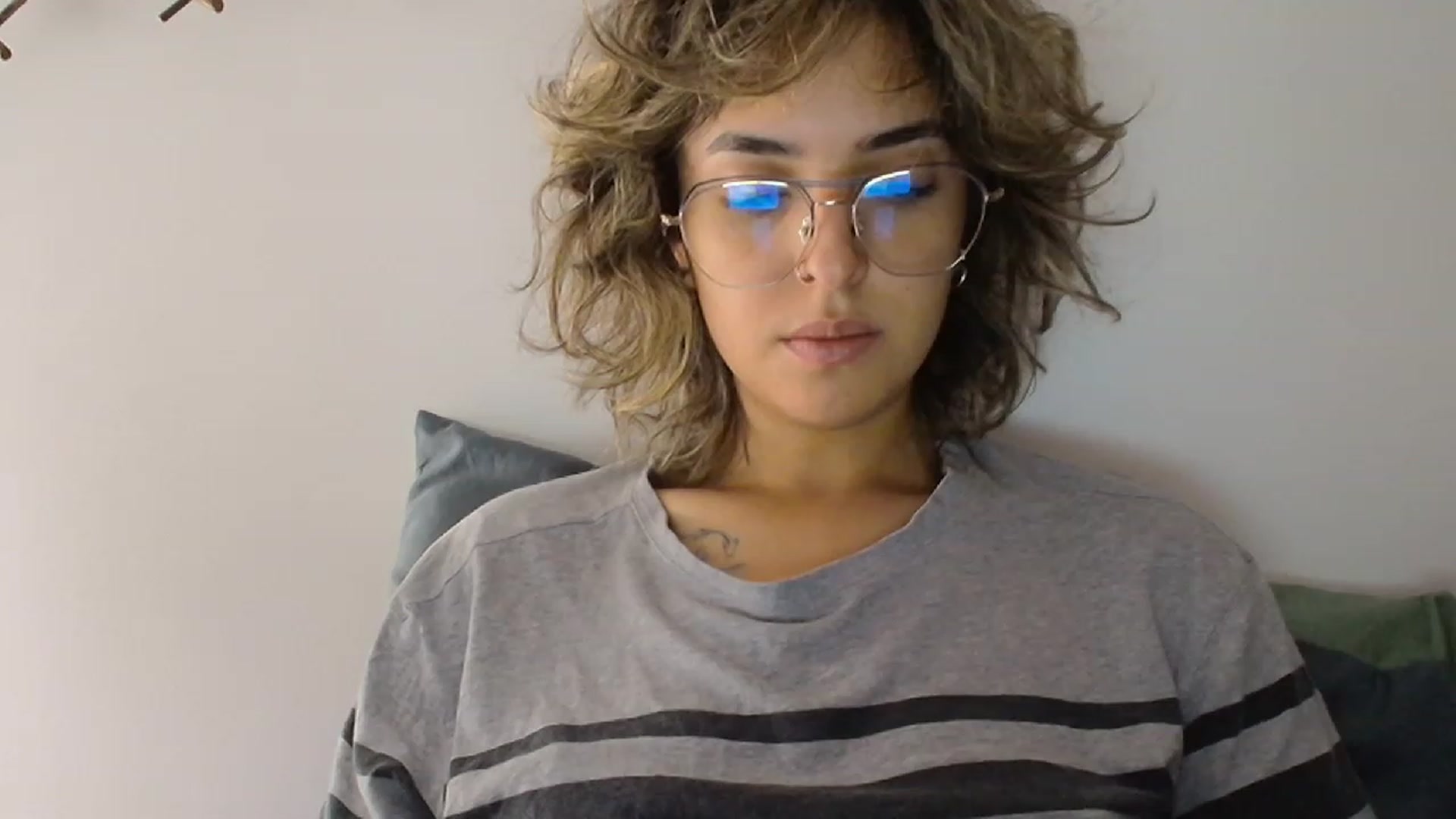 Gallery image thumbnail from RiversideCA's myfreecams stream on, 02/24/2024, 16:12 image 20 of 20