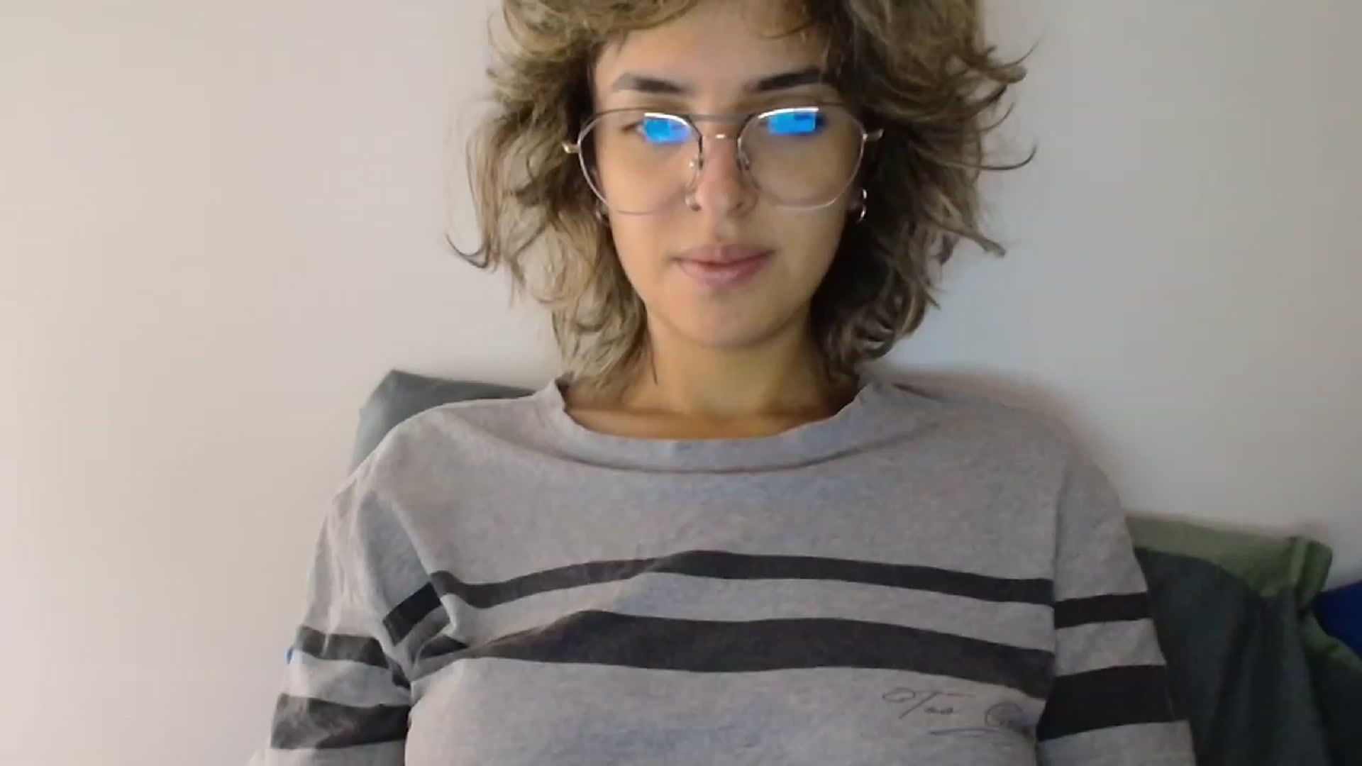 Gallery image thumbnail from RiversideCA's myfreecams stream on, 02/24/2024, 16:12 image 5 of 20
