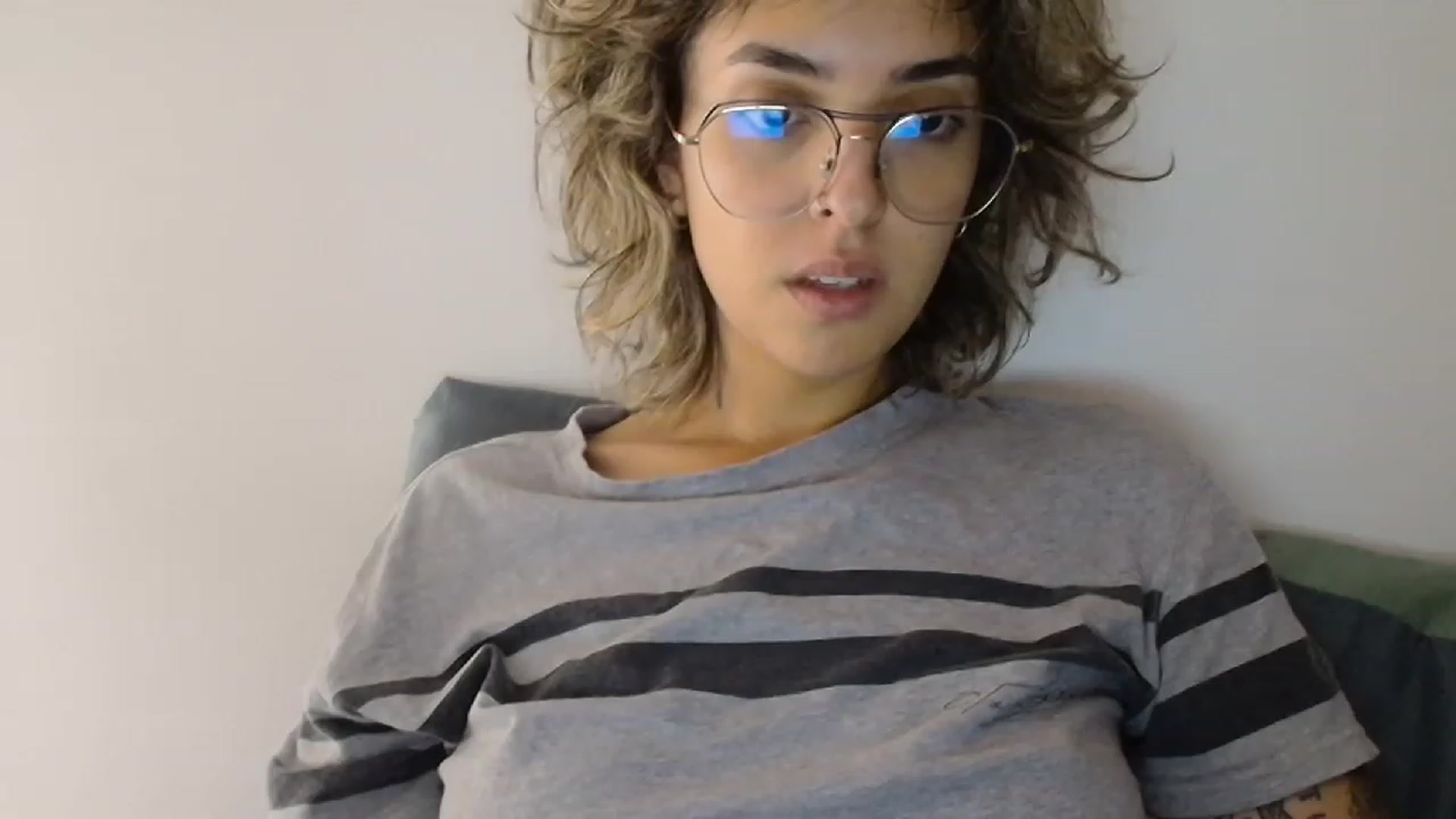 Gallery image thumbnail from RiversideCA's myfreecams stream on, 02/24/2024, 16:12 image 11 of 20