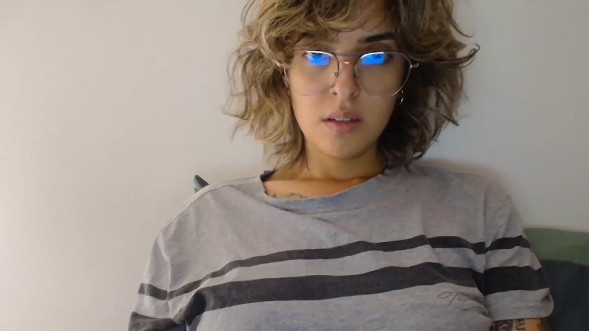 Gallery image thumbnail from RiversideCA's myfreecams stream on, 02/24/2024, 17:33 image 1 of 20