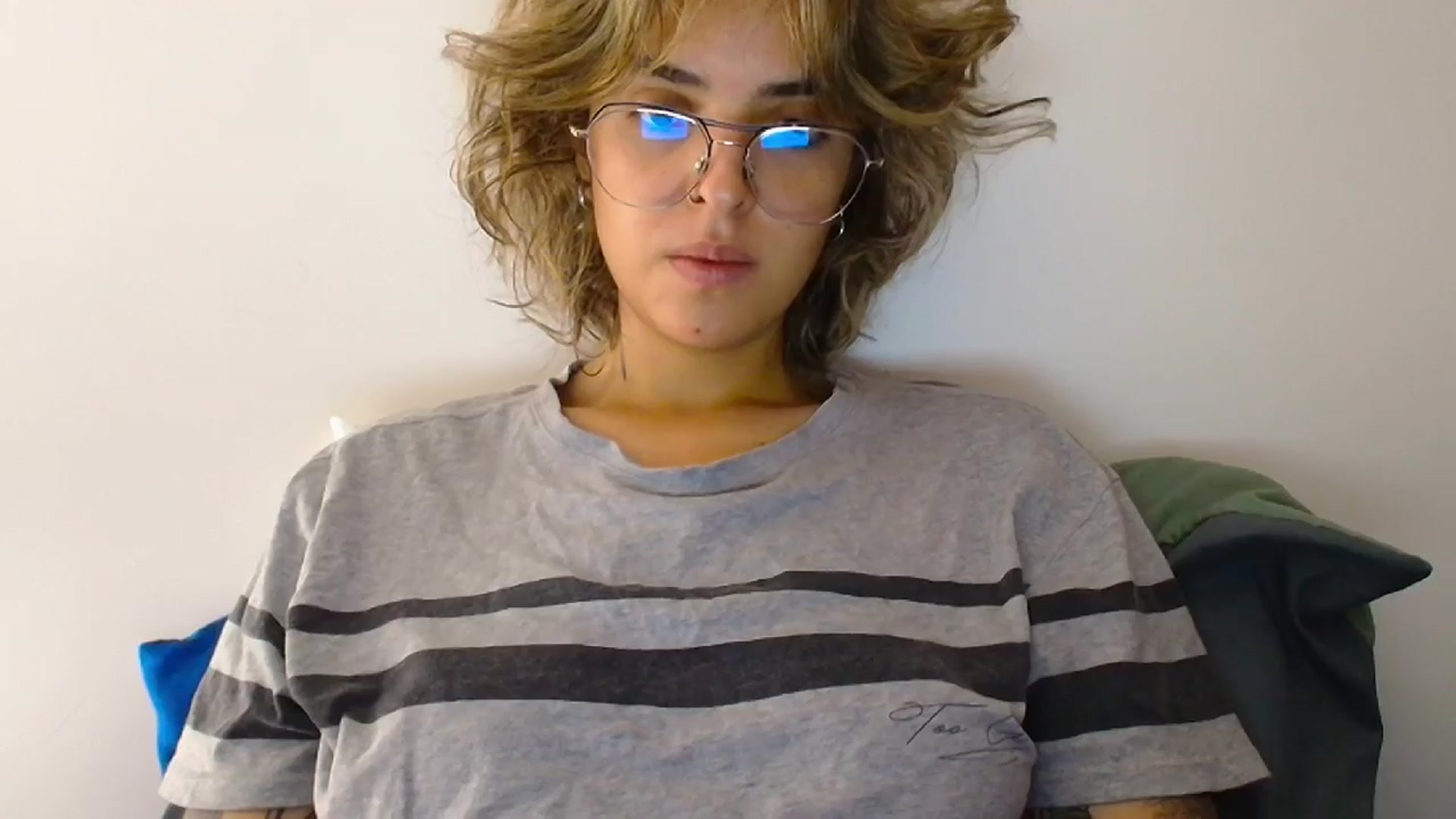 Gallery image thumbnail from RiversideCA's myfreecams stream on, 03/24/2024, 16:26 image 1 of 20