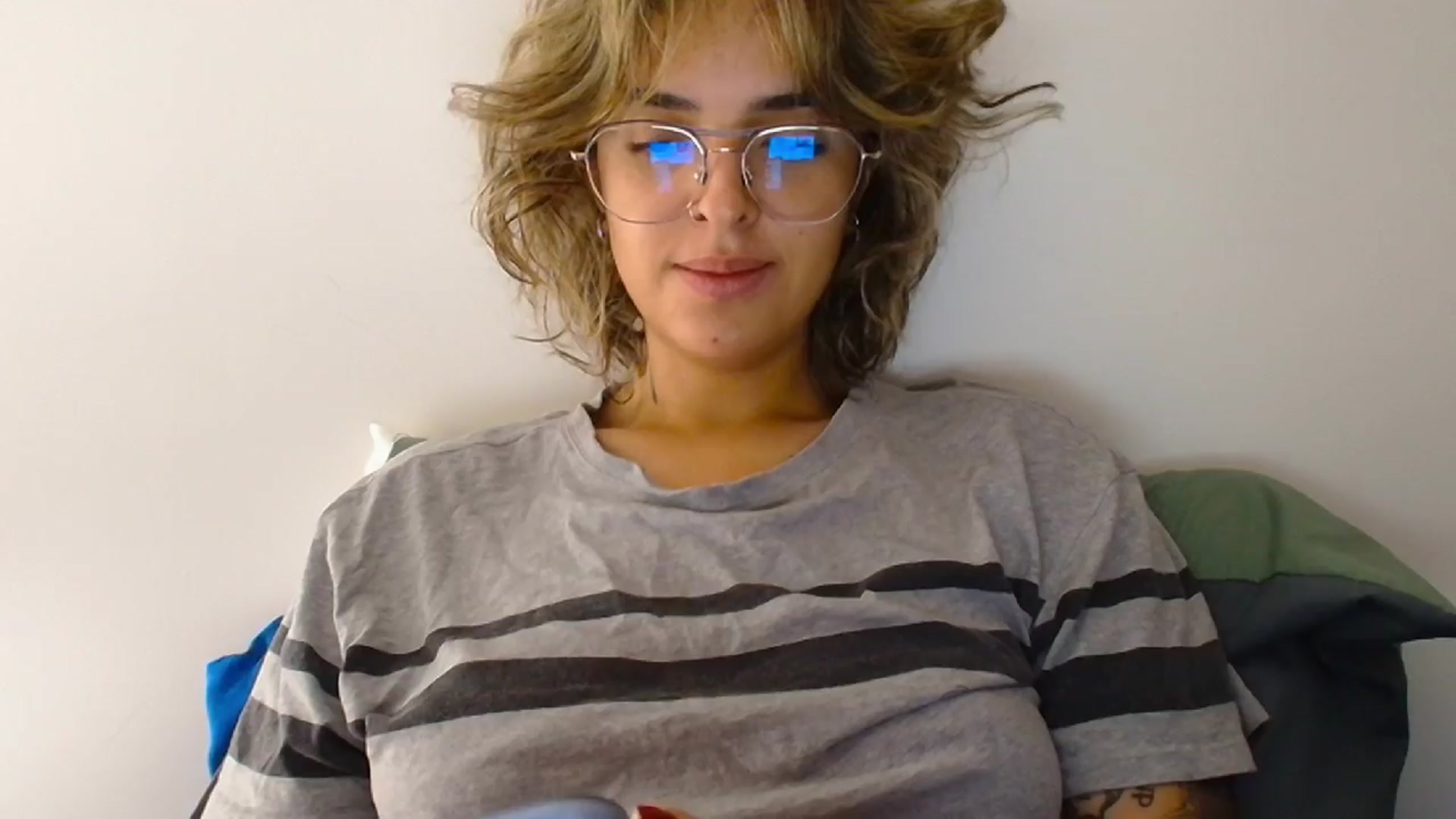 Gallery image thumbnail from RiversideCA's myfreecams stream on, 03/24/2024, 16:26 image 7 of 20