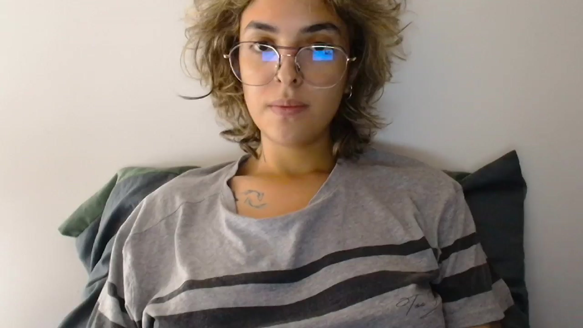Gallery image thumbnail from RiversideCA's myfreecams stream on, 03/28/2024, 17:47 image 3 of 20