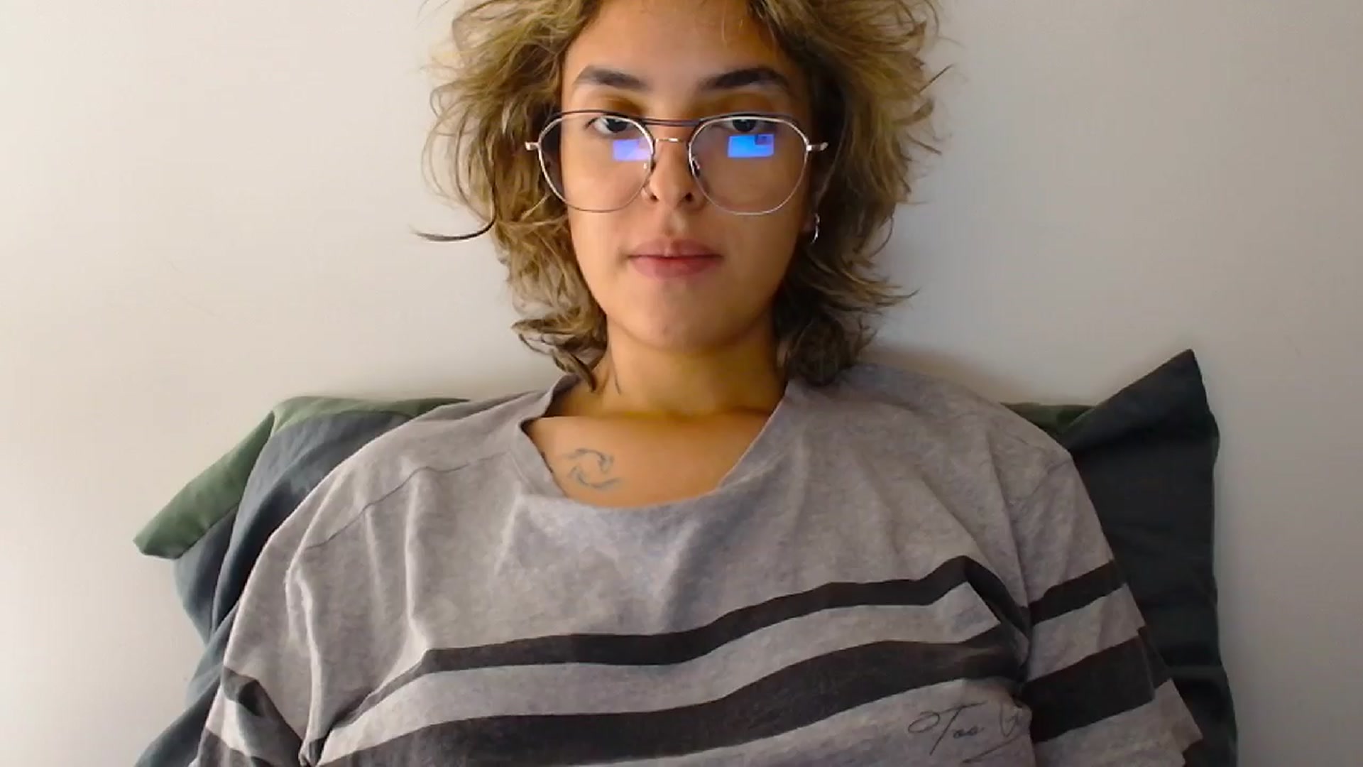 Gallery image thumbnail from RiversideCA's myfreecams stream on, 03/28/2024, 17:47 image 8 of 20