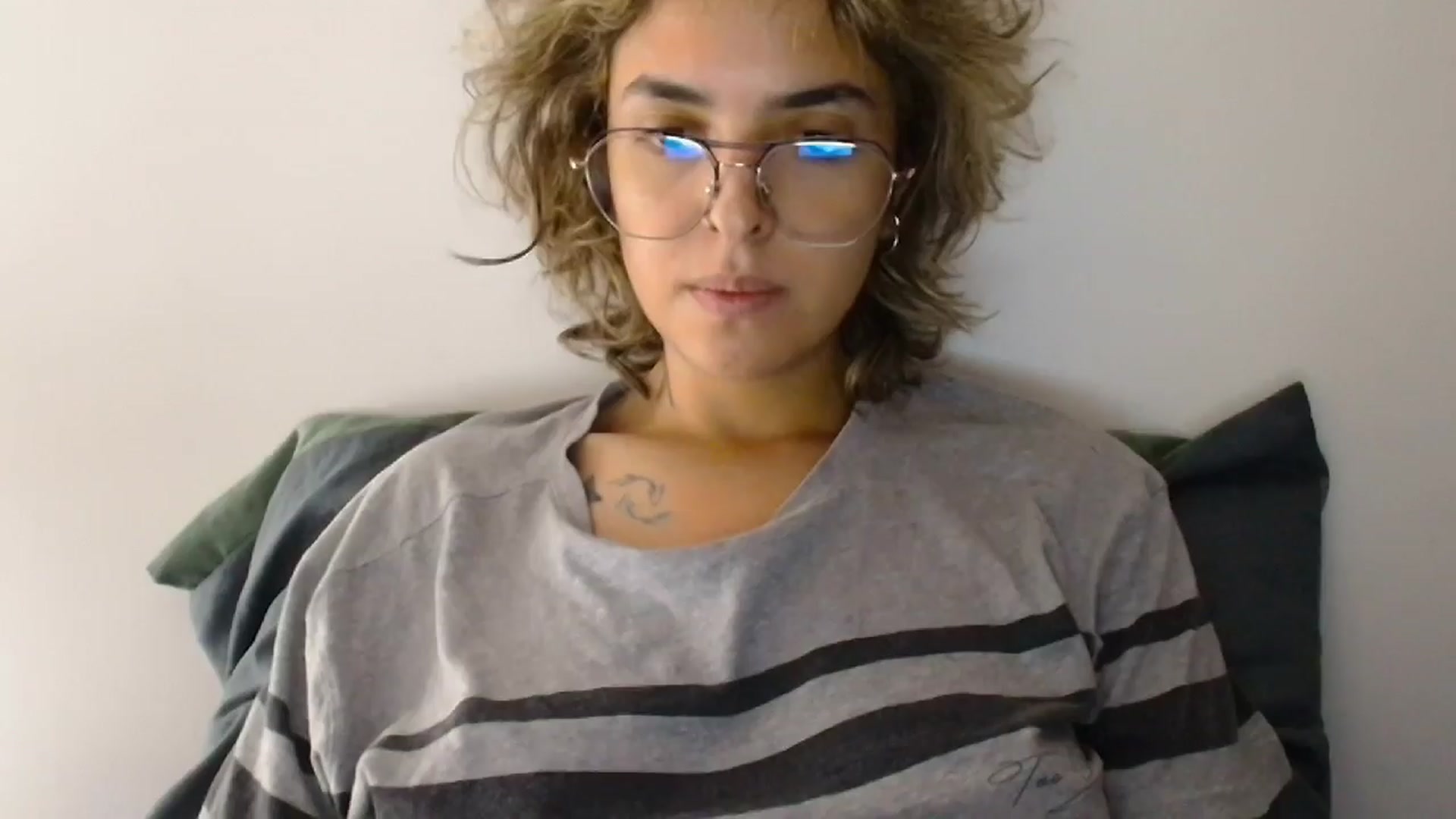 Gallery image thumbnail from RiversideCA's myfreecams stream on, 03/28/2024, 17:47 image 1 of 20