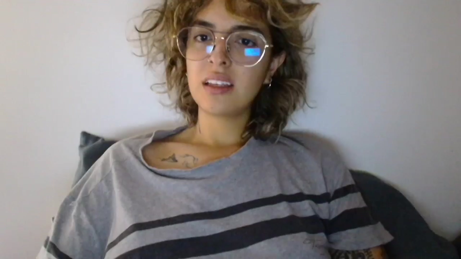 Gallery image thumbnail from RiversideCA's myfreecams stream on, 03/31/2024, 17:03 image 9 of 20