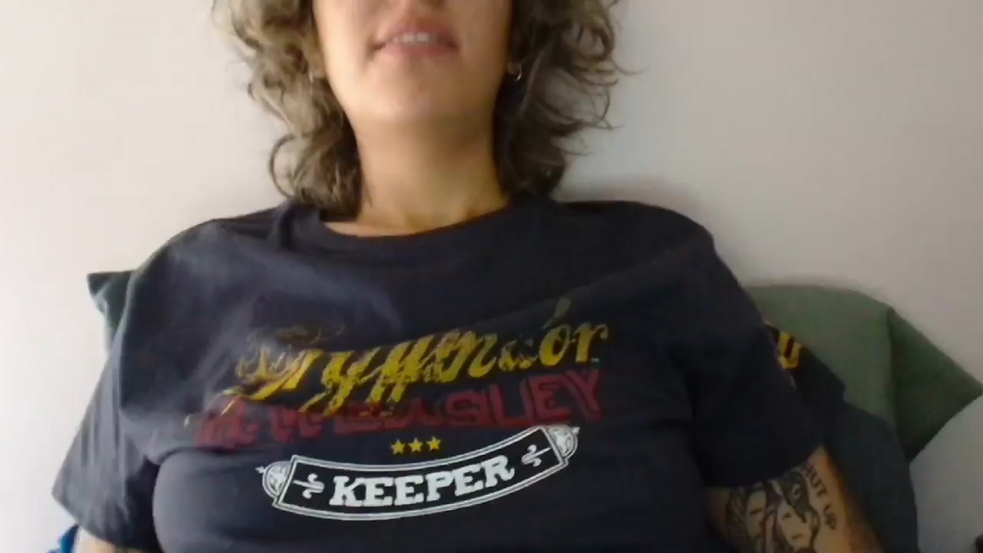 Gallery image thumbnail from RiversideCA's myfreecams stream on, 04/06/2024, 16:39 image 7 of 20
