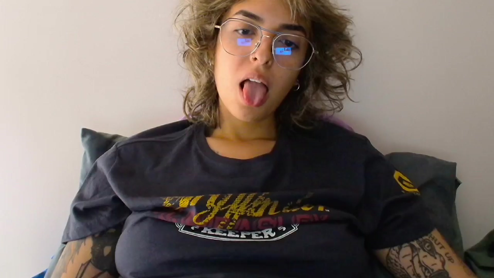 Gallery image thumbnail from RiversideCA's myfreecams stream on, 04/06/2024, 17:11 image 11 of 20