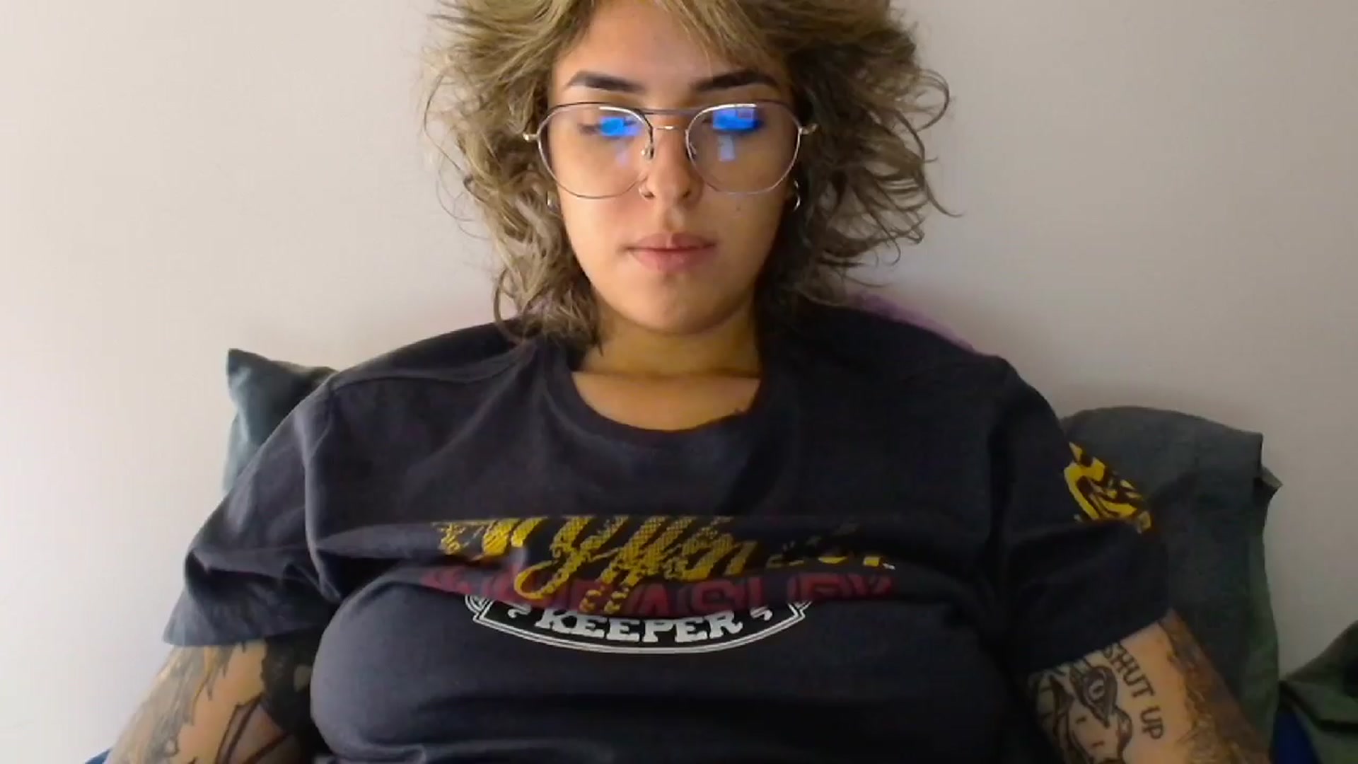 Gallery image thumbnail from RiversideCA's myfreecams stream on, 04/06/2024, 17:11 image 9 of 20