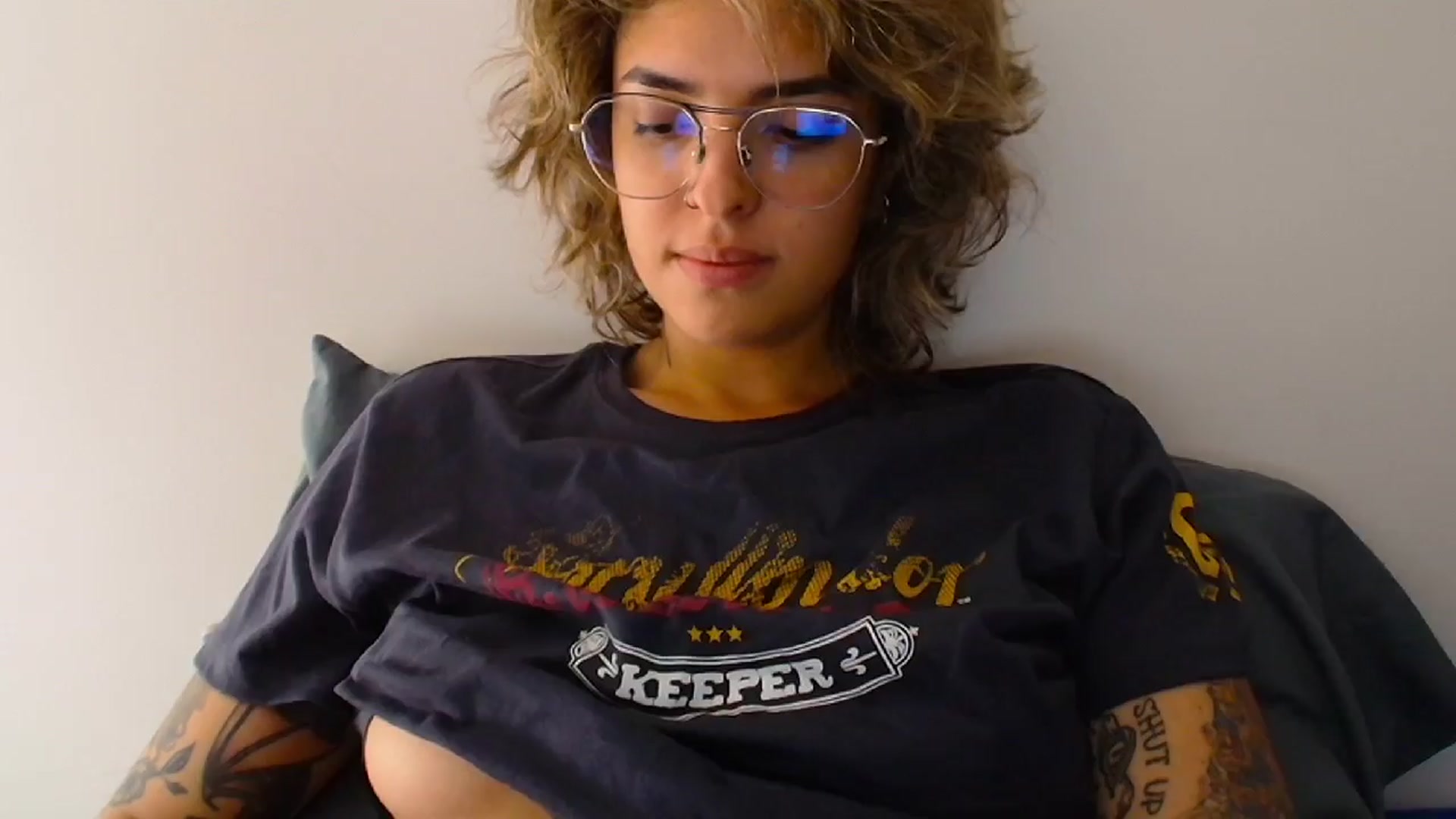 Gallery image thumbnail from RiversideCA's myfreecams stream on, 04/07/2024, 17:03 image 18 of 20